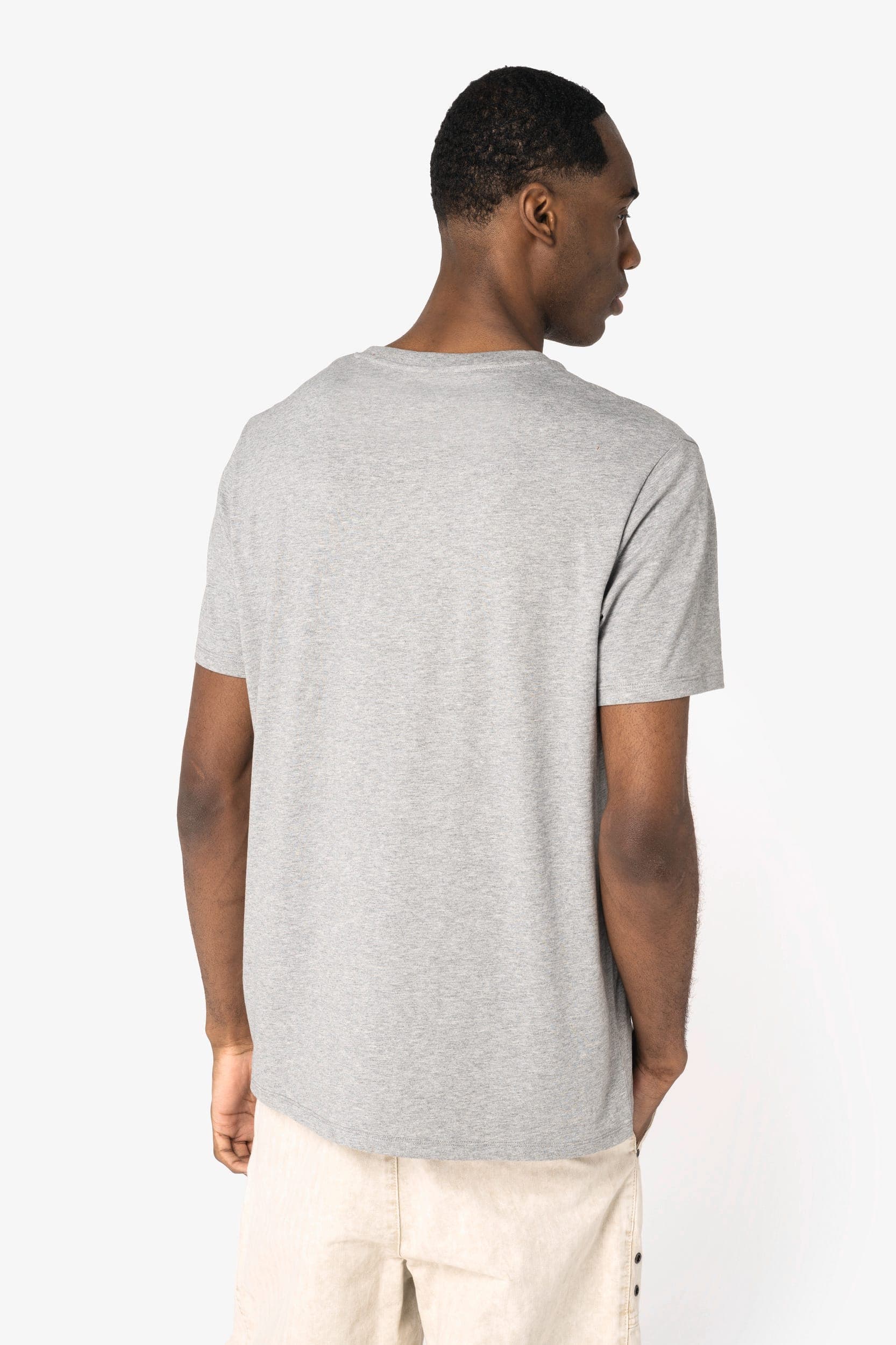 T-shirt écoresponsable unisexe en situation