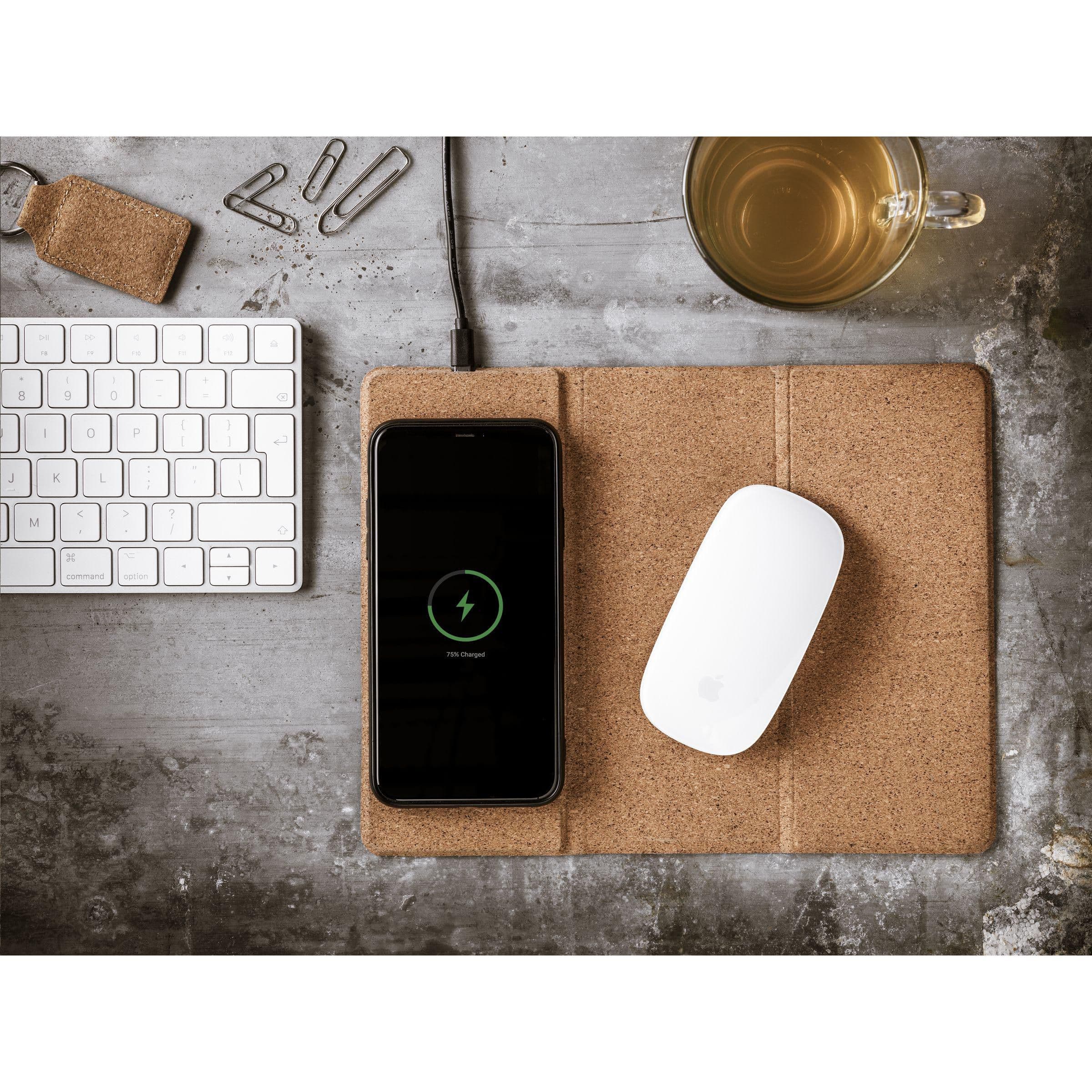 Tapis de souris Cork avec recharge sans fil en situation