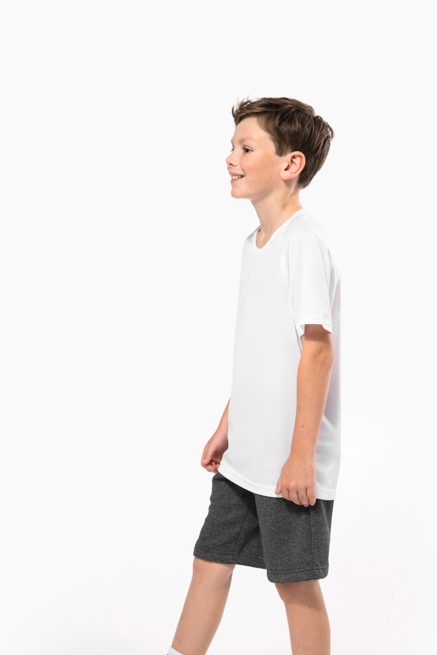 T-shirt sport manches courtes enfant en situation