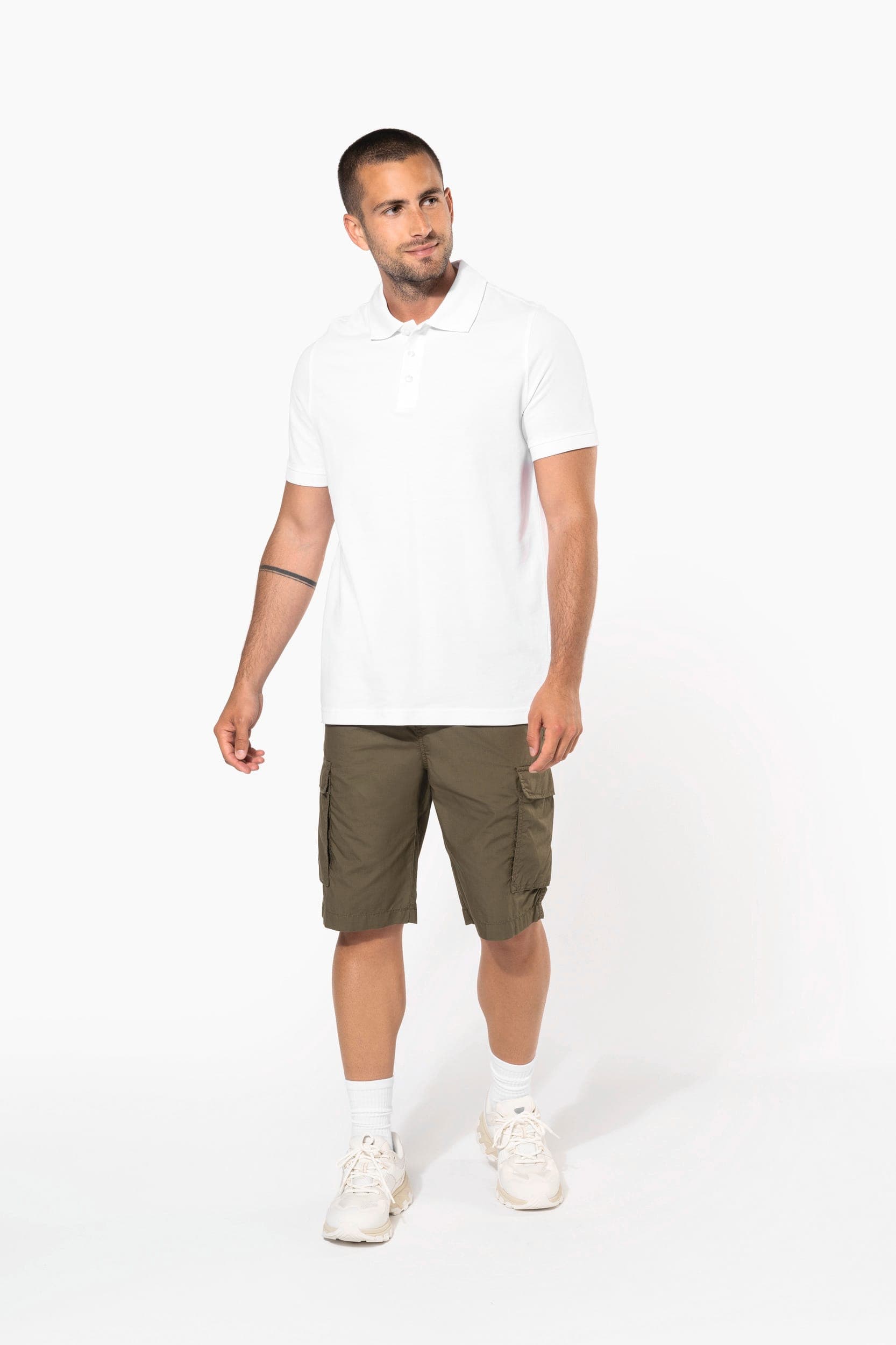 Bermuda léger multipoches homme en situation