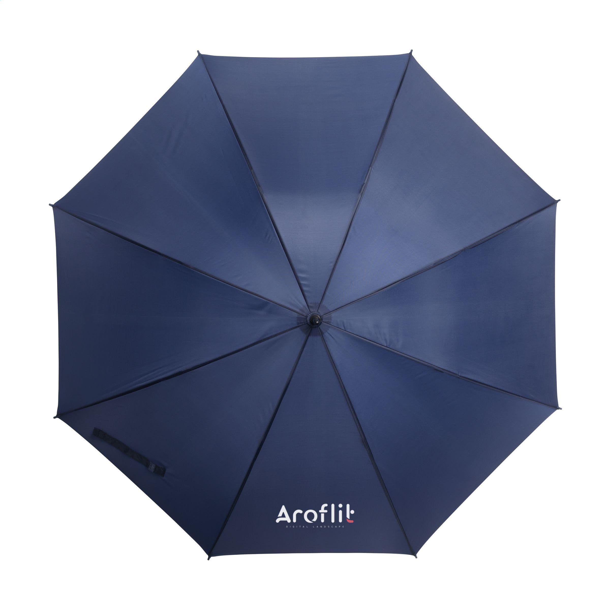 Parapluie BlueStorm RCS RPET 30 pouces en situation