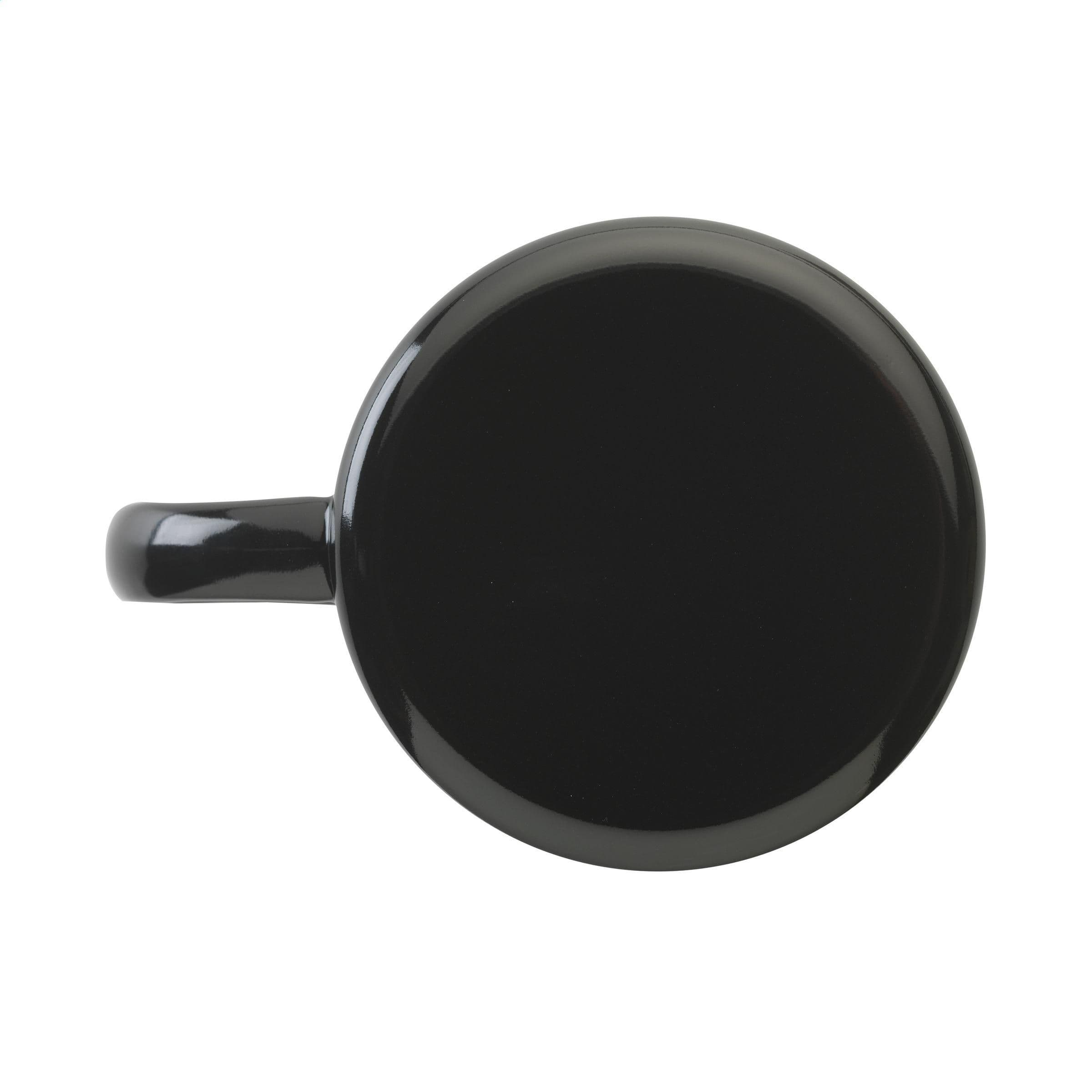 Mug Retro en émail 350 ml en situation