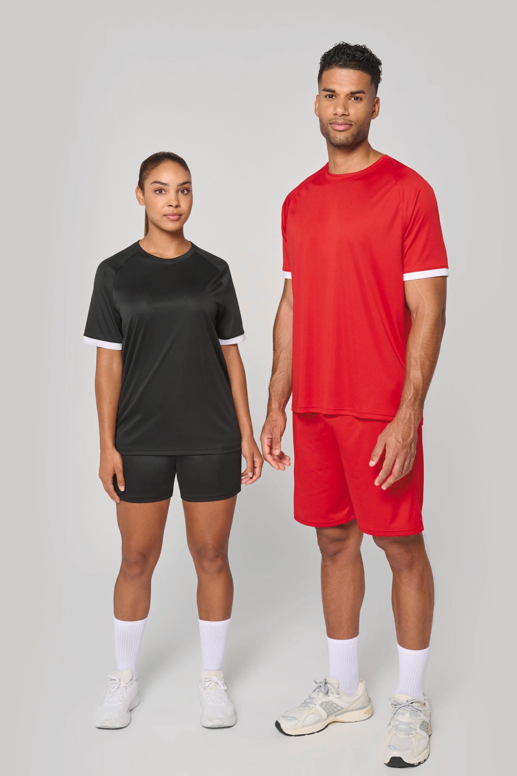 Short multisport en polyester homme en situation