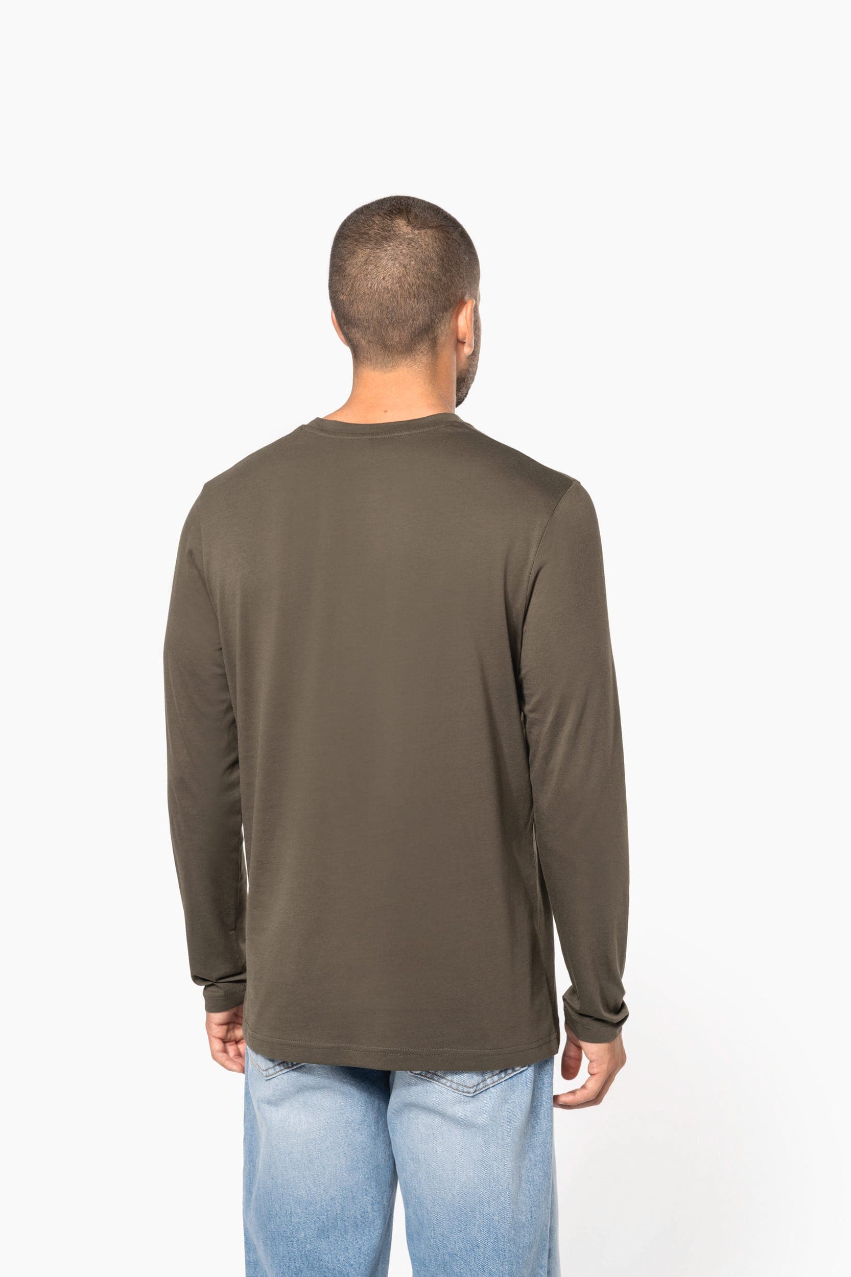 T-shirt col rond manches longues homme en situation