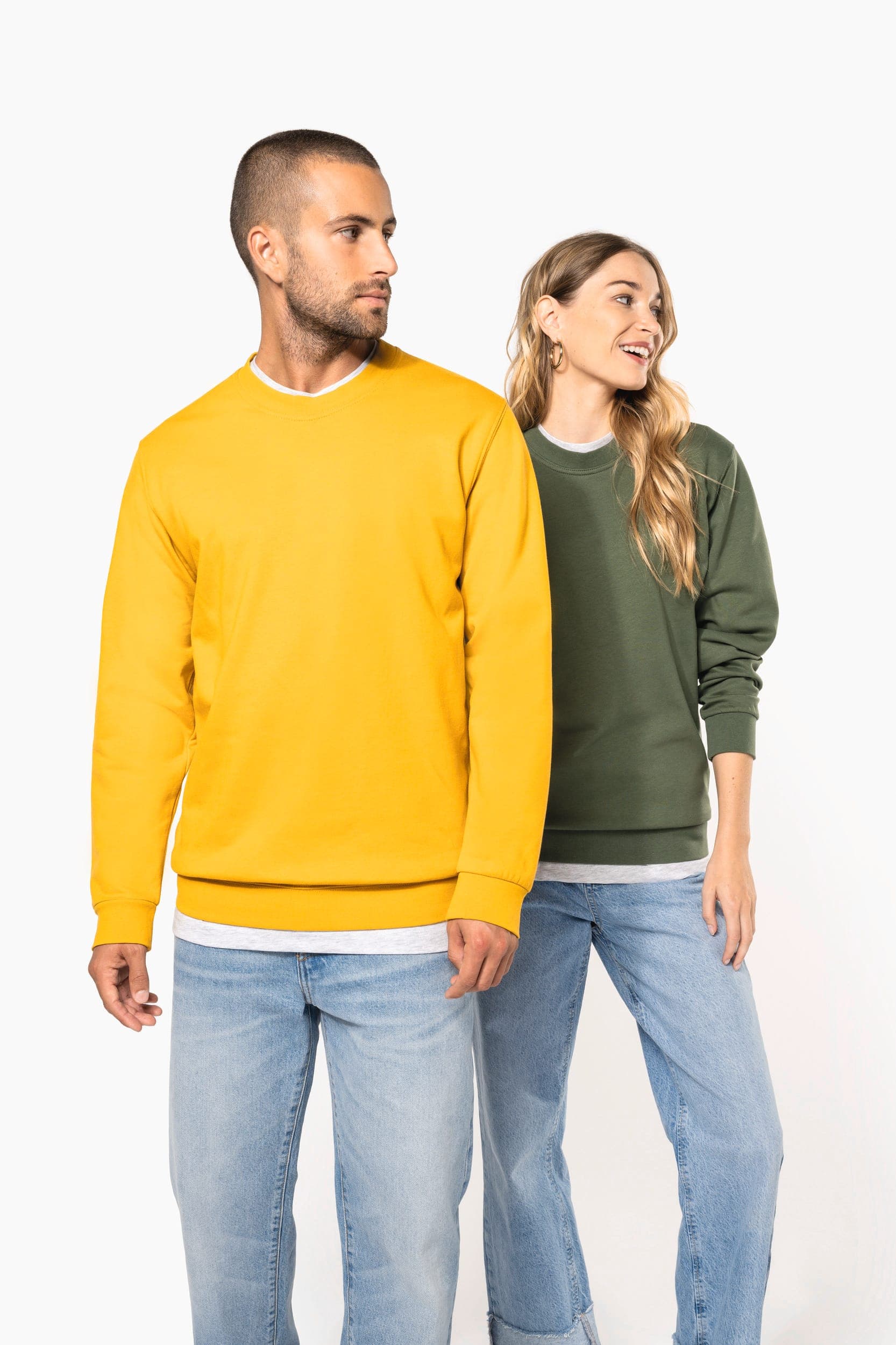 Sweat-shirt col rond unisexe en situation