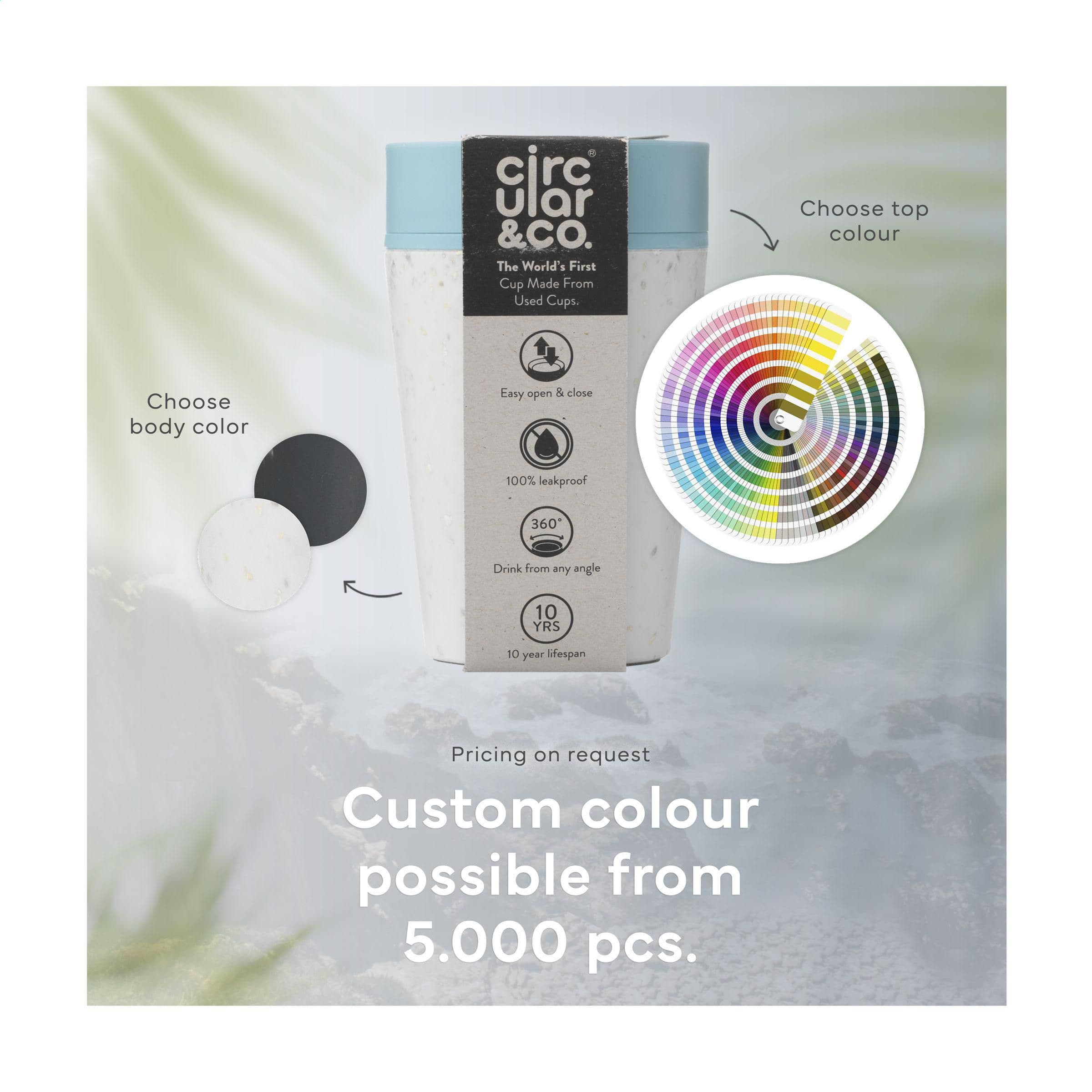 Mug Circular&Co café recyclé 227 ml en situation