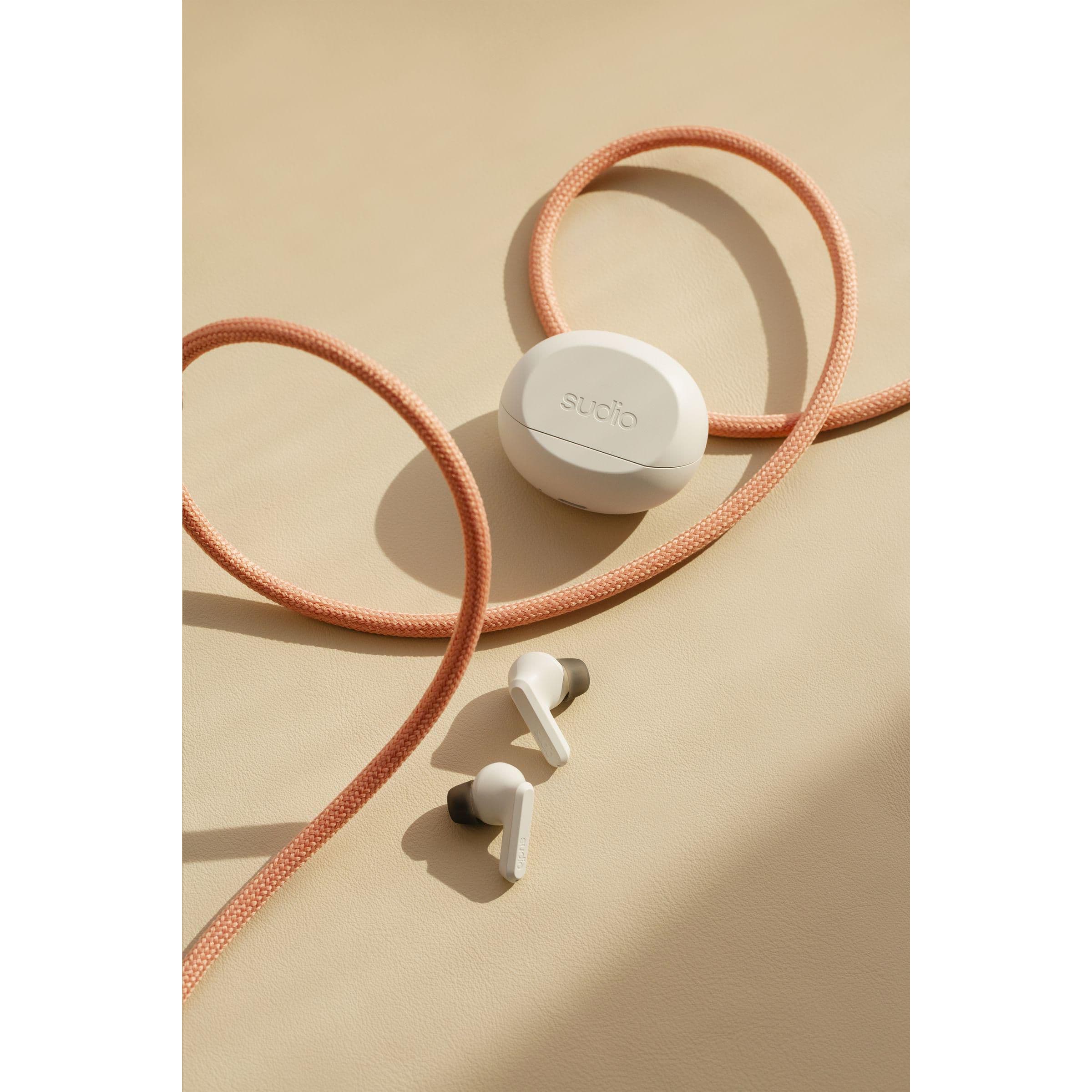 Écouteurs sans fil Sudio In-ear TWS A3 Pro en situation