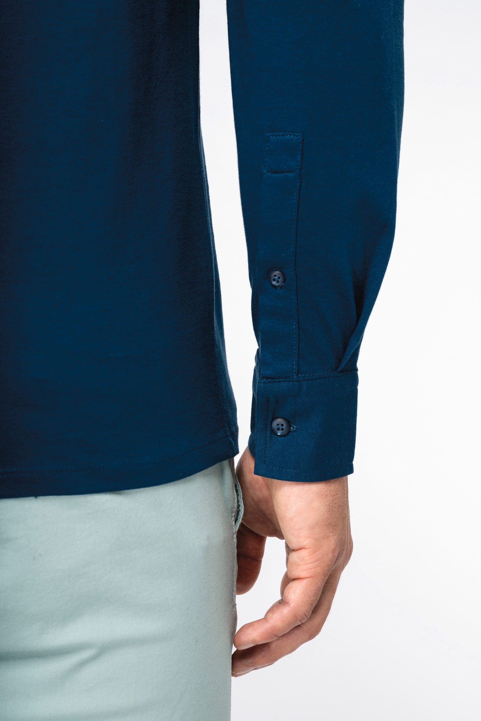 Chemise écoresponsable en jersey homme en situation