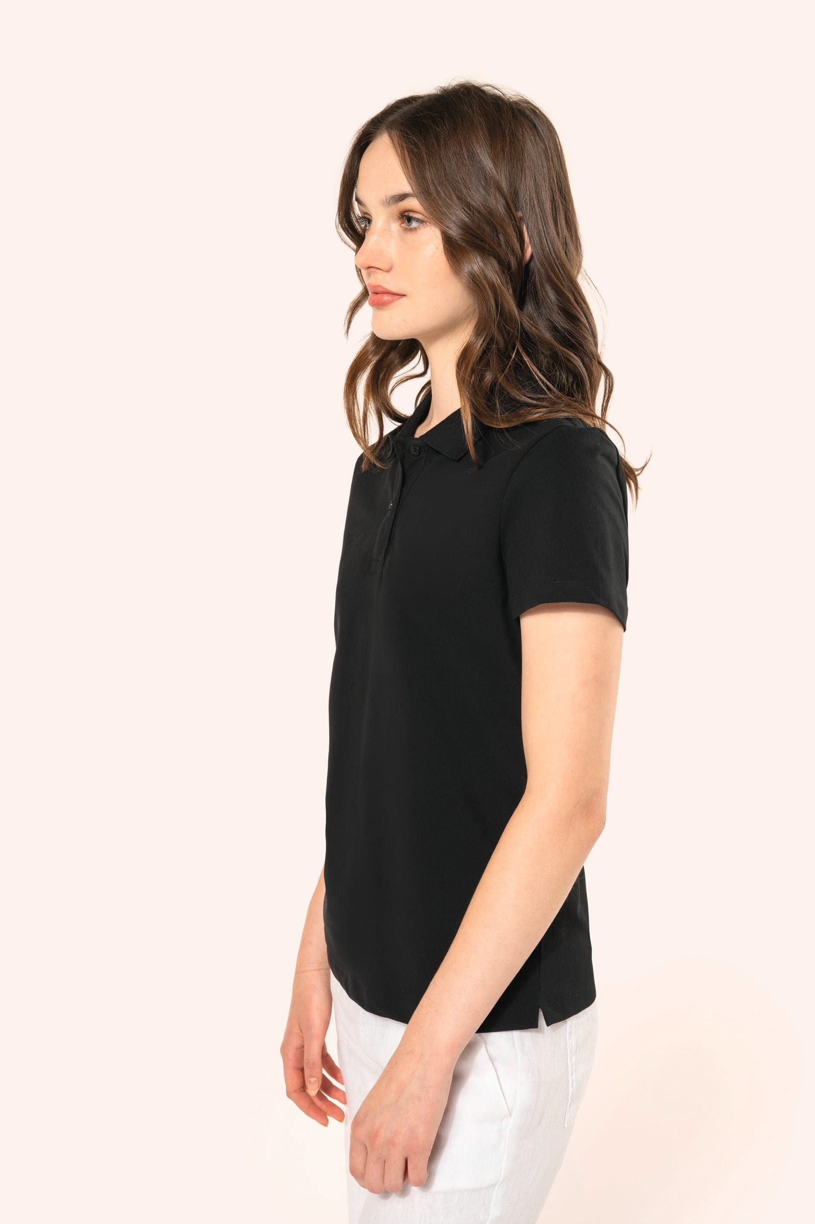 Polo Supima® manches courtes femme en situation