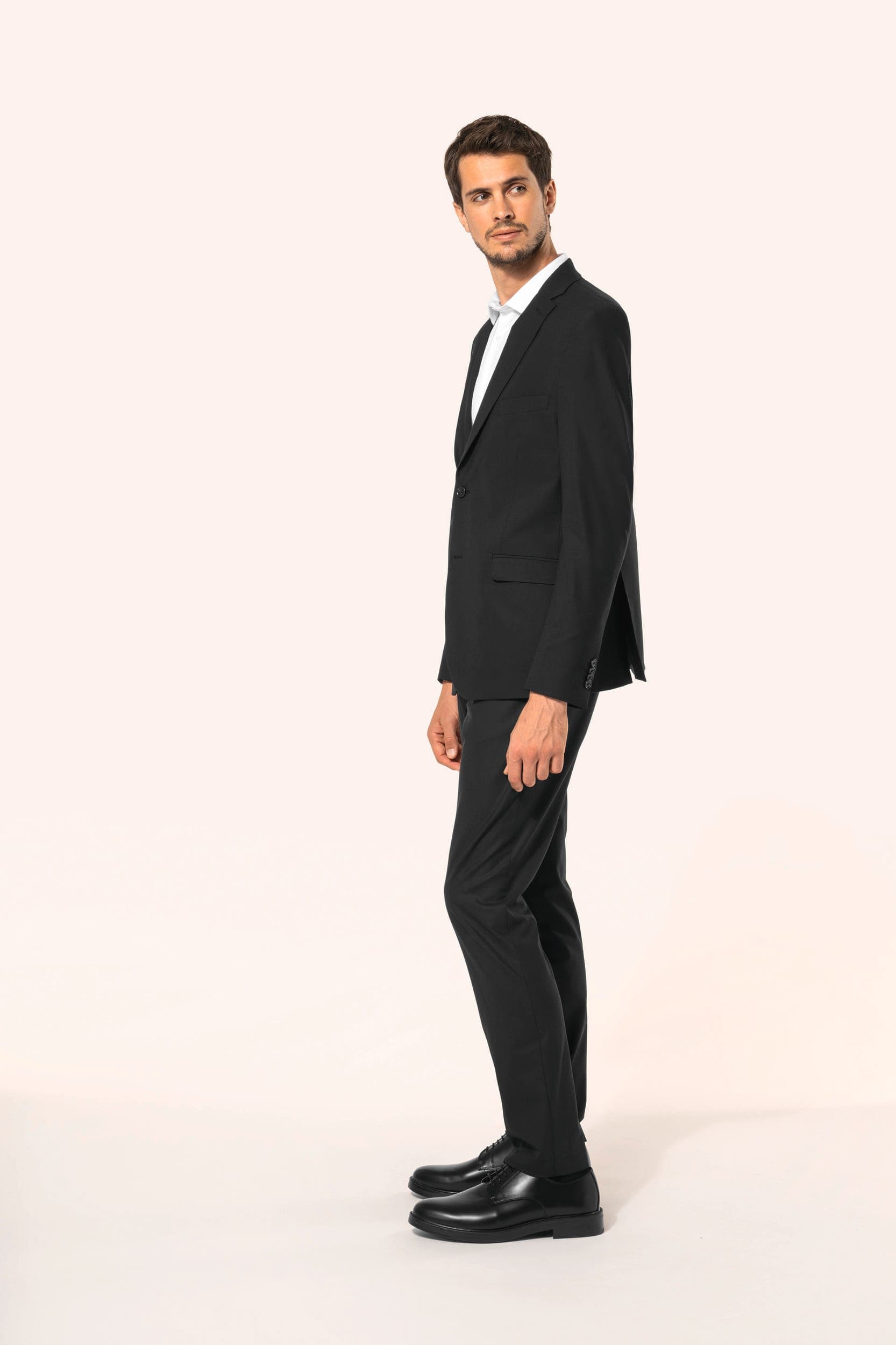 Veste de costume homme en situation