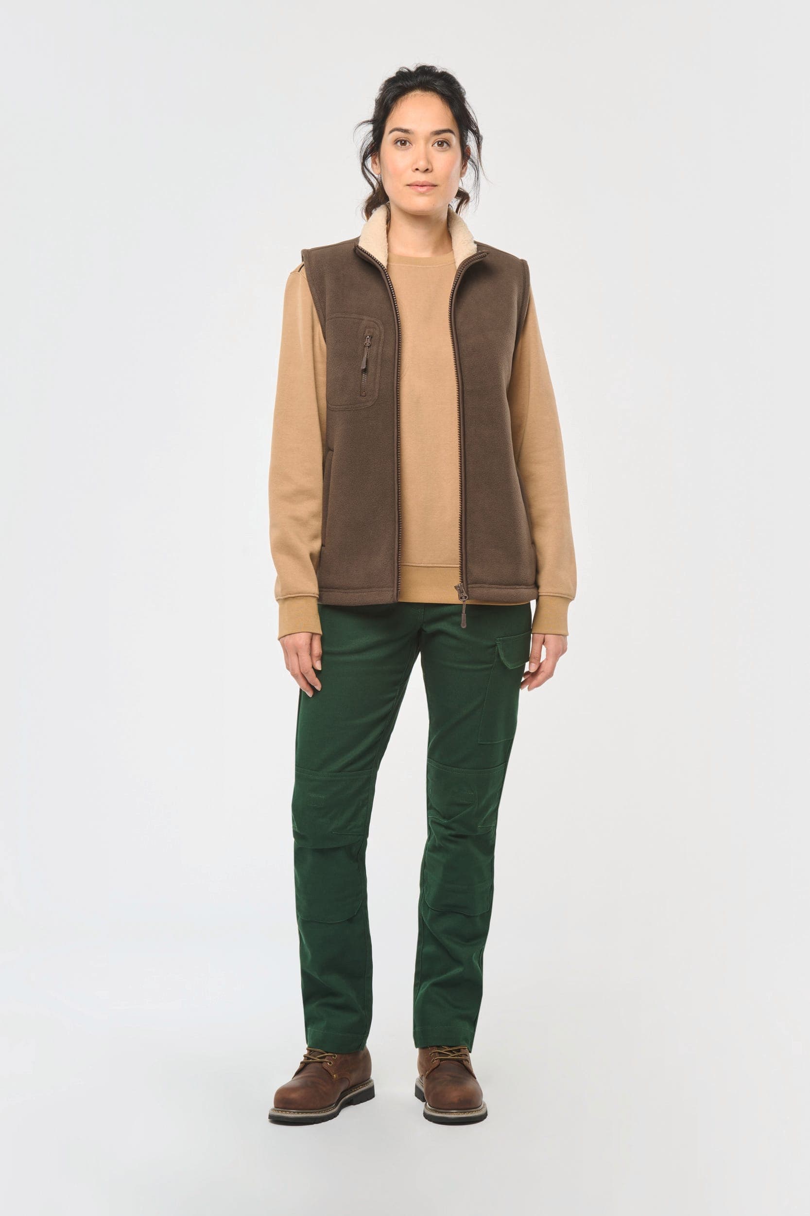 Bodywarmer polaire avec intérieur sherpa unisexe en situation