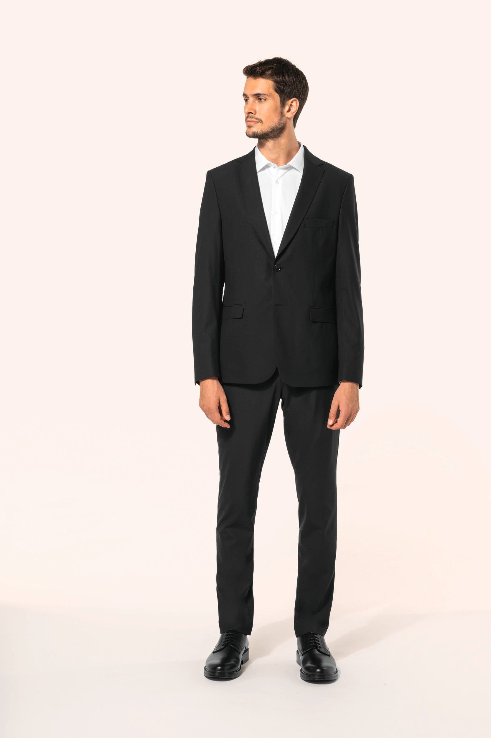 Veste de costume homme en situation