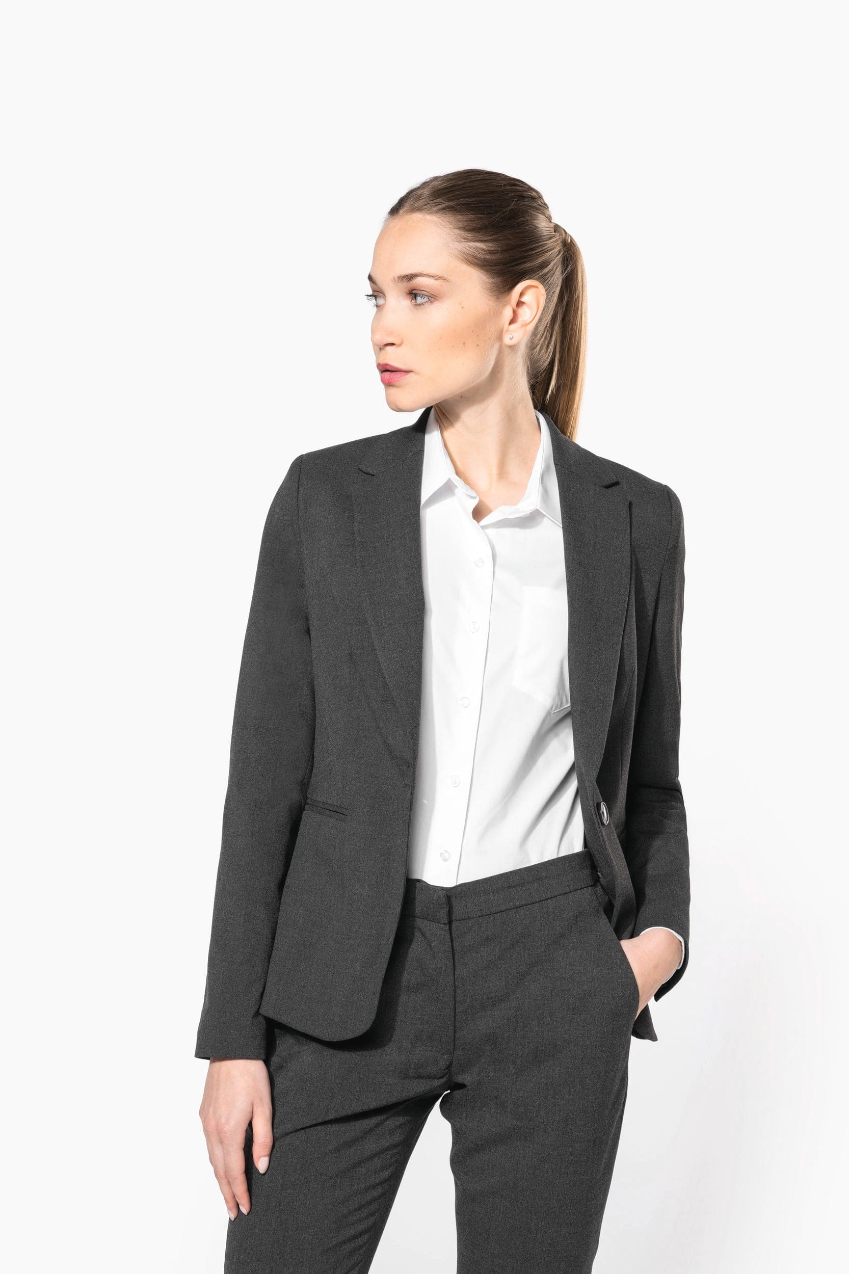 Veste femme en situation