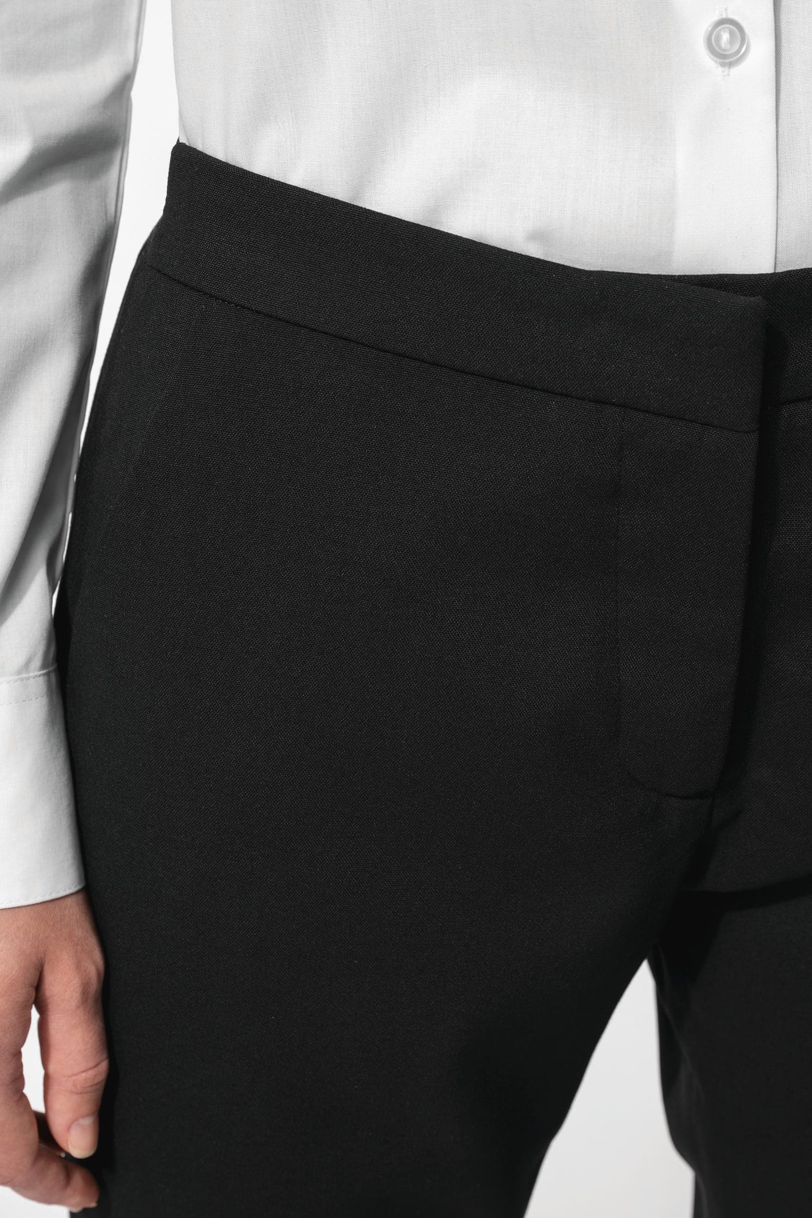 Pantalon femme en situation