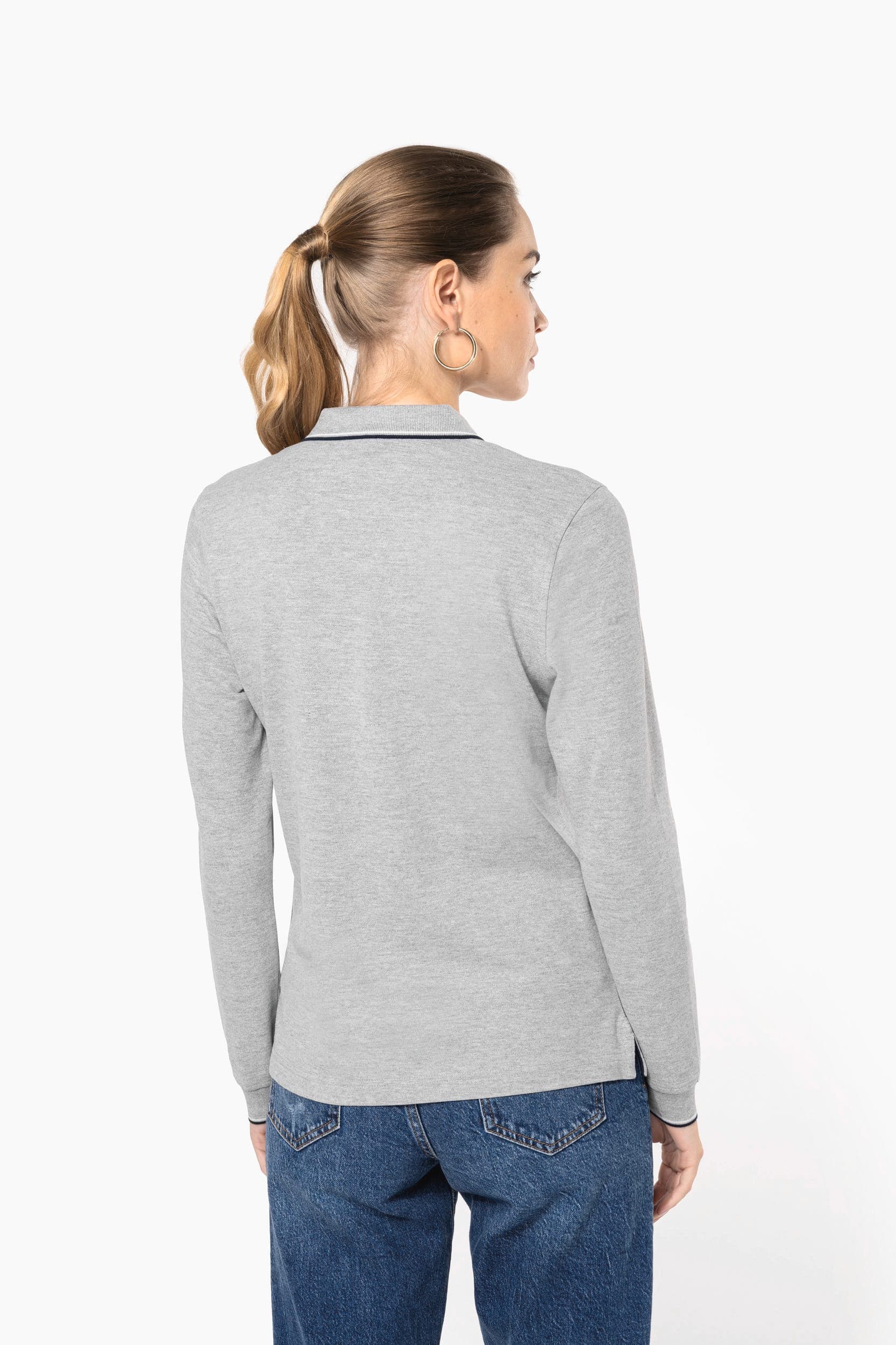 Polo maille piquée manches longues femme en situation