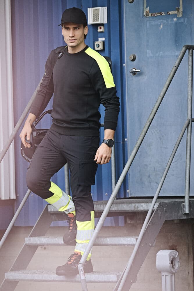 Jobman 5402 Roundneck Sweatshirt en situation