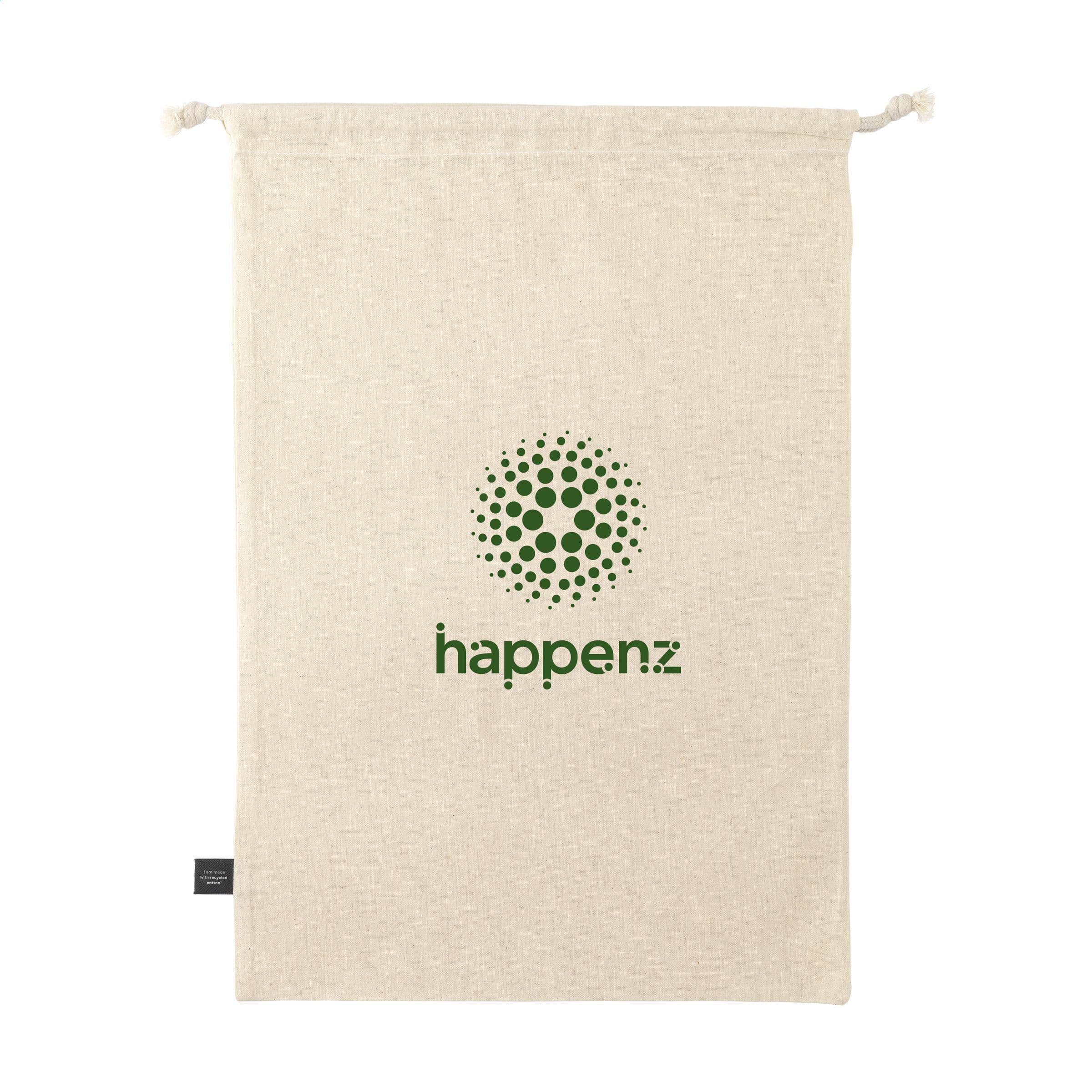 Pochette cadeau naturelle coton GRS recyclé (150 g/m²) L en situation