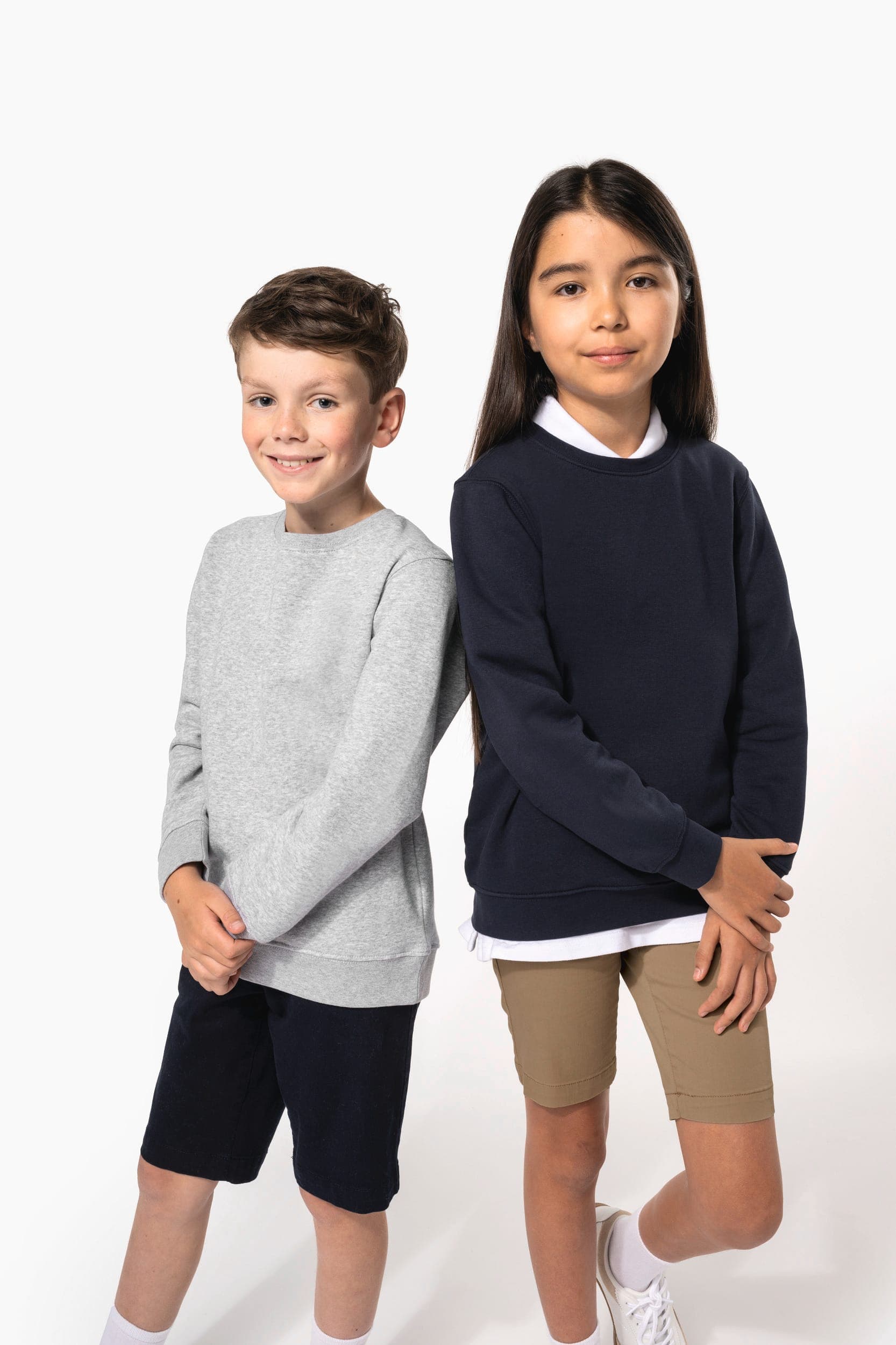 Bermuda chino fille en situation