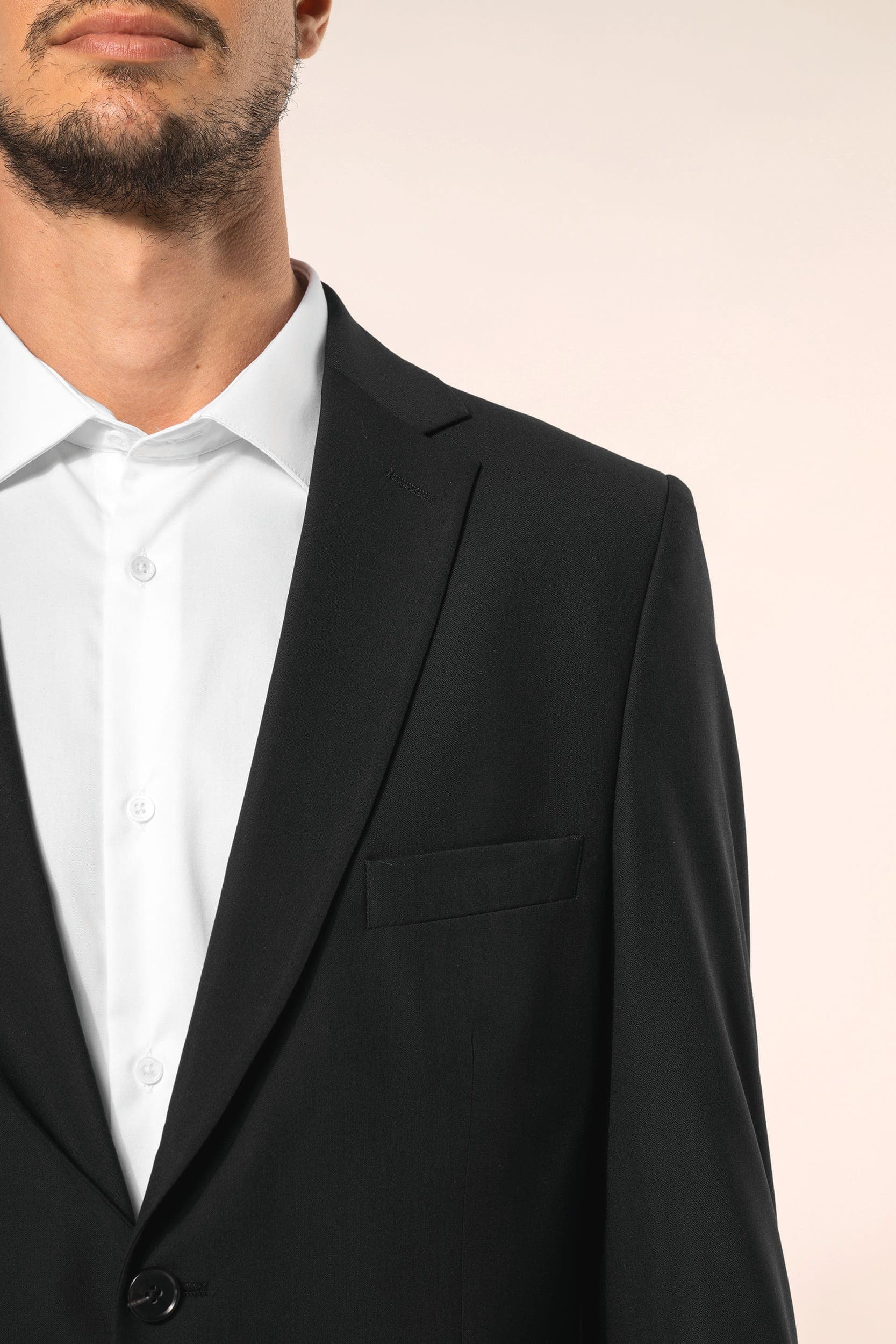 Veste de costume homme en situation