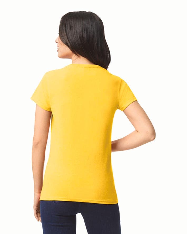 T-shirt femme Heavy Cotton™ en situation