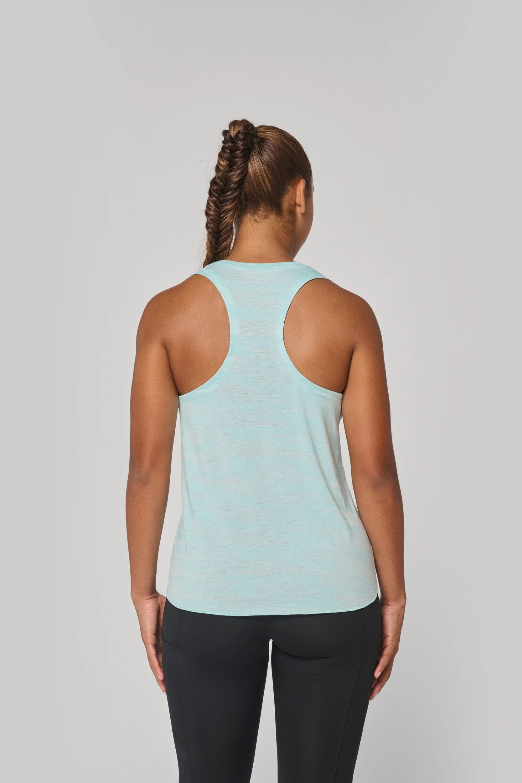 Débardeur sport femme en situation