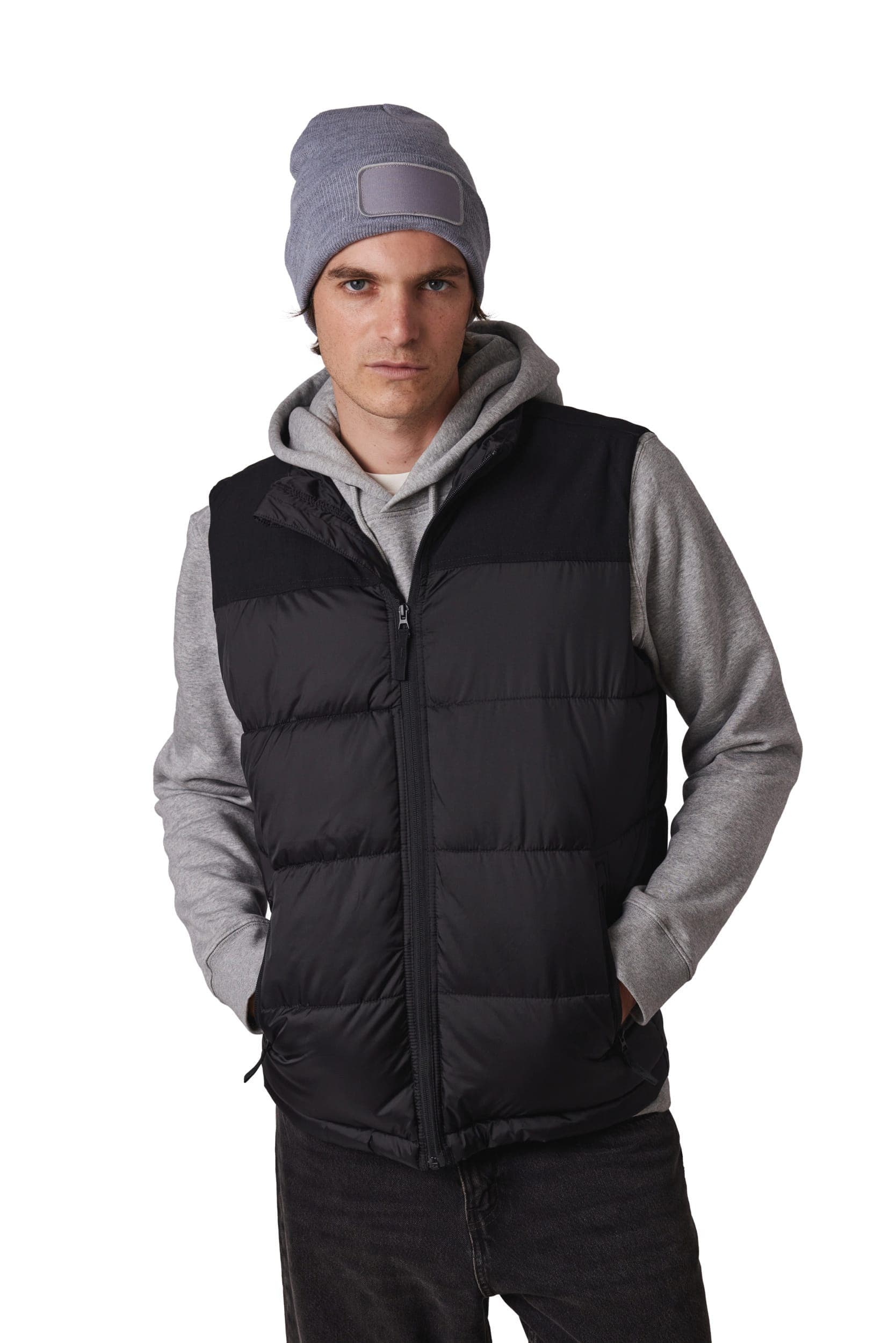 Bonnet avec patch en situation