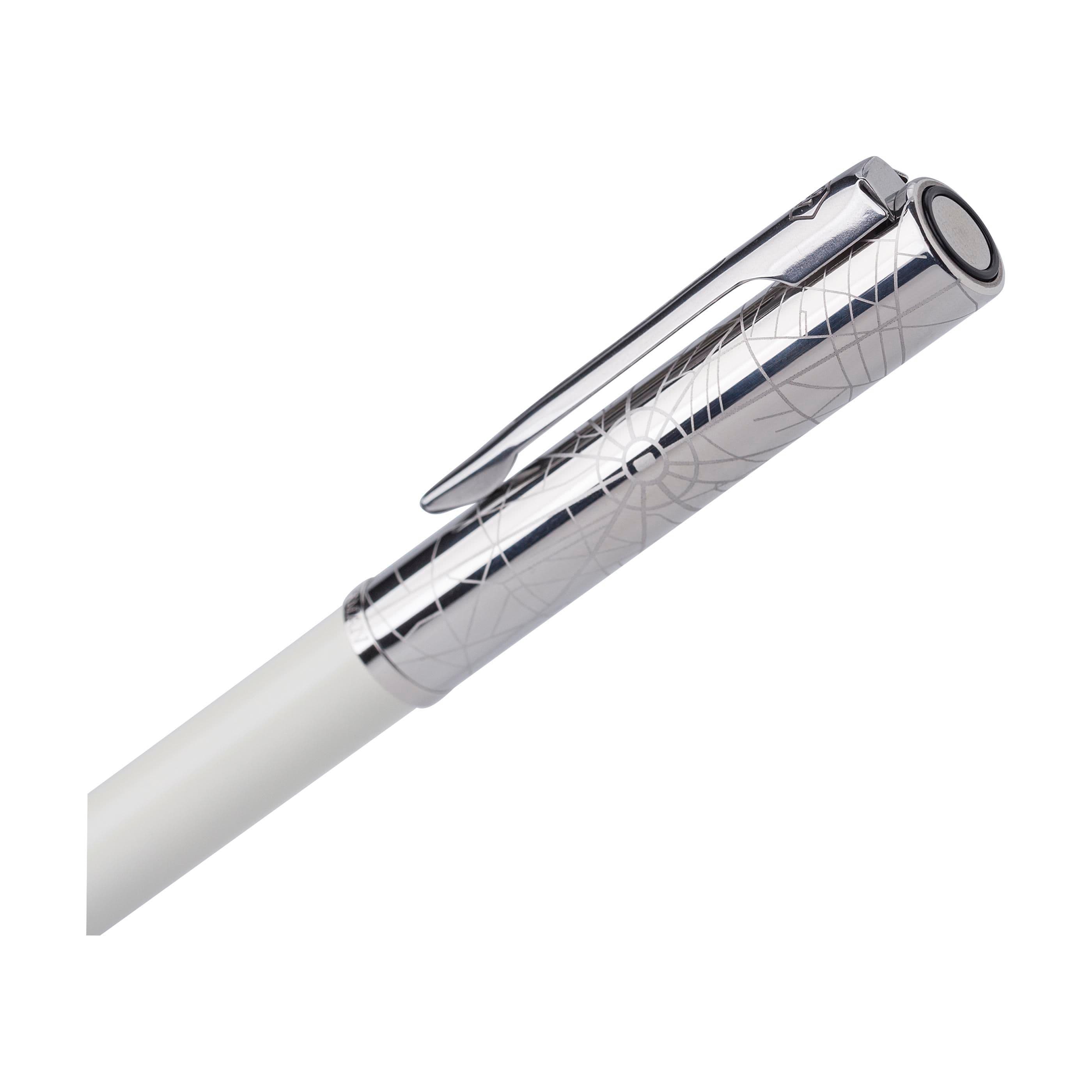 Stylo bille Waterman Allure Deluxe | Acier inoxydable en situation