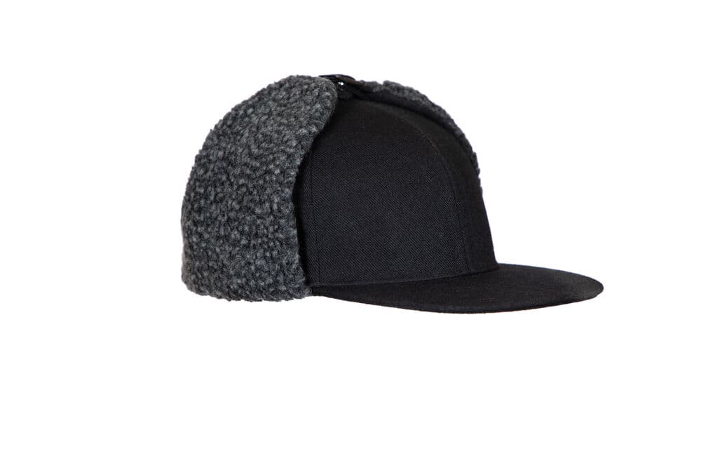 9082 CASQUETTE AVEC CACHE-OREILLES