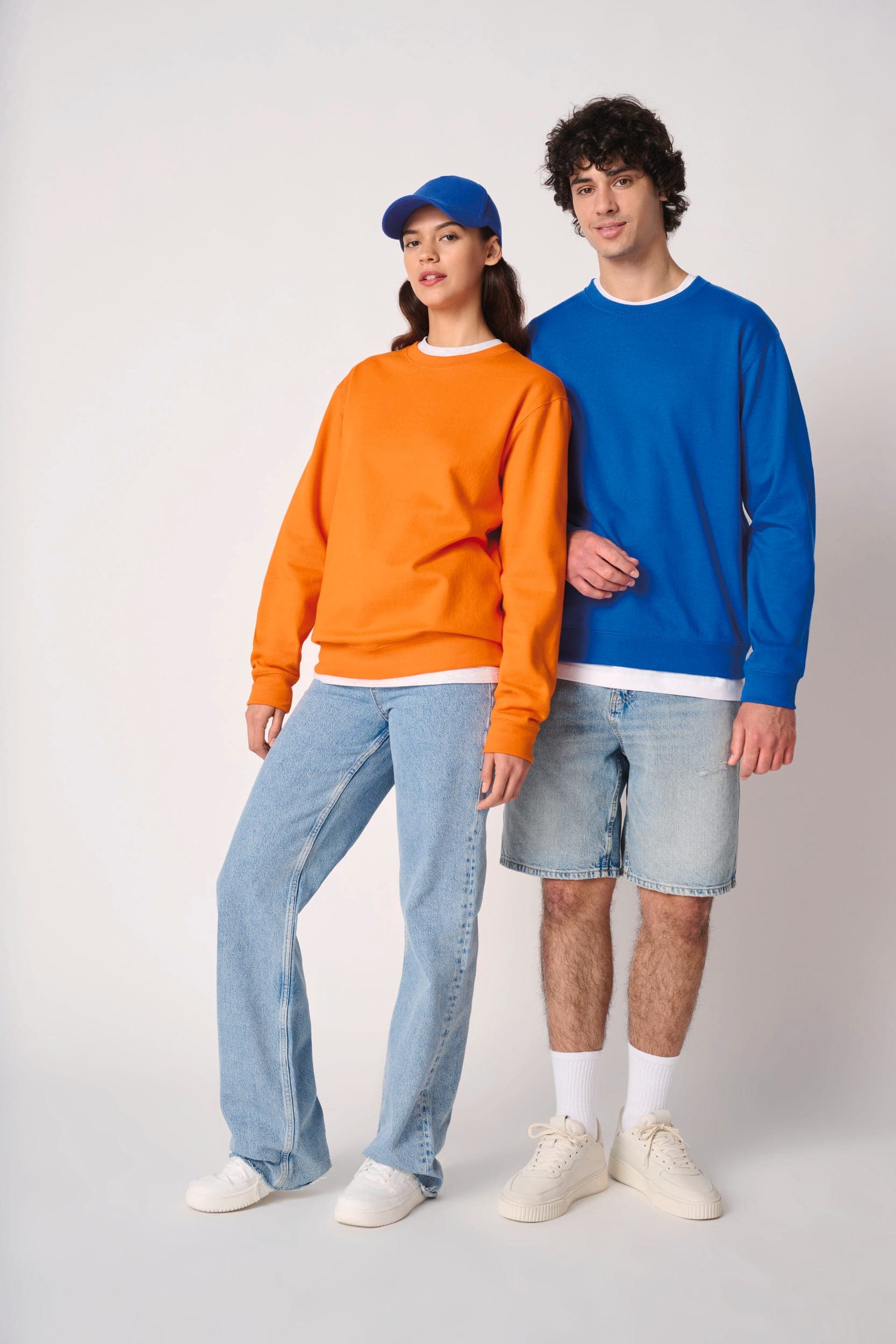 Sweat-shirt col rond unisexe en situation