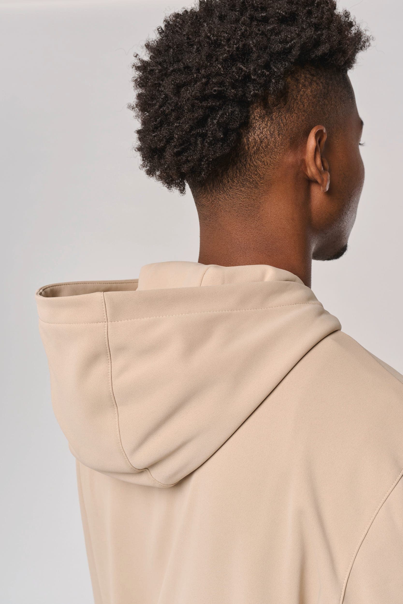 Veste outdoor zippée unisexe en situation