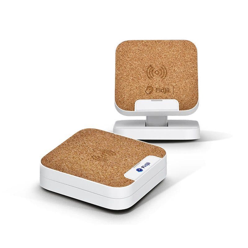 CHARGEUR PAR INDUCTION RAPIDE 10W & SUPPORT DE TELEPHONE en situation