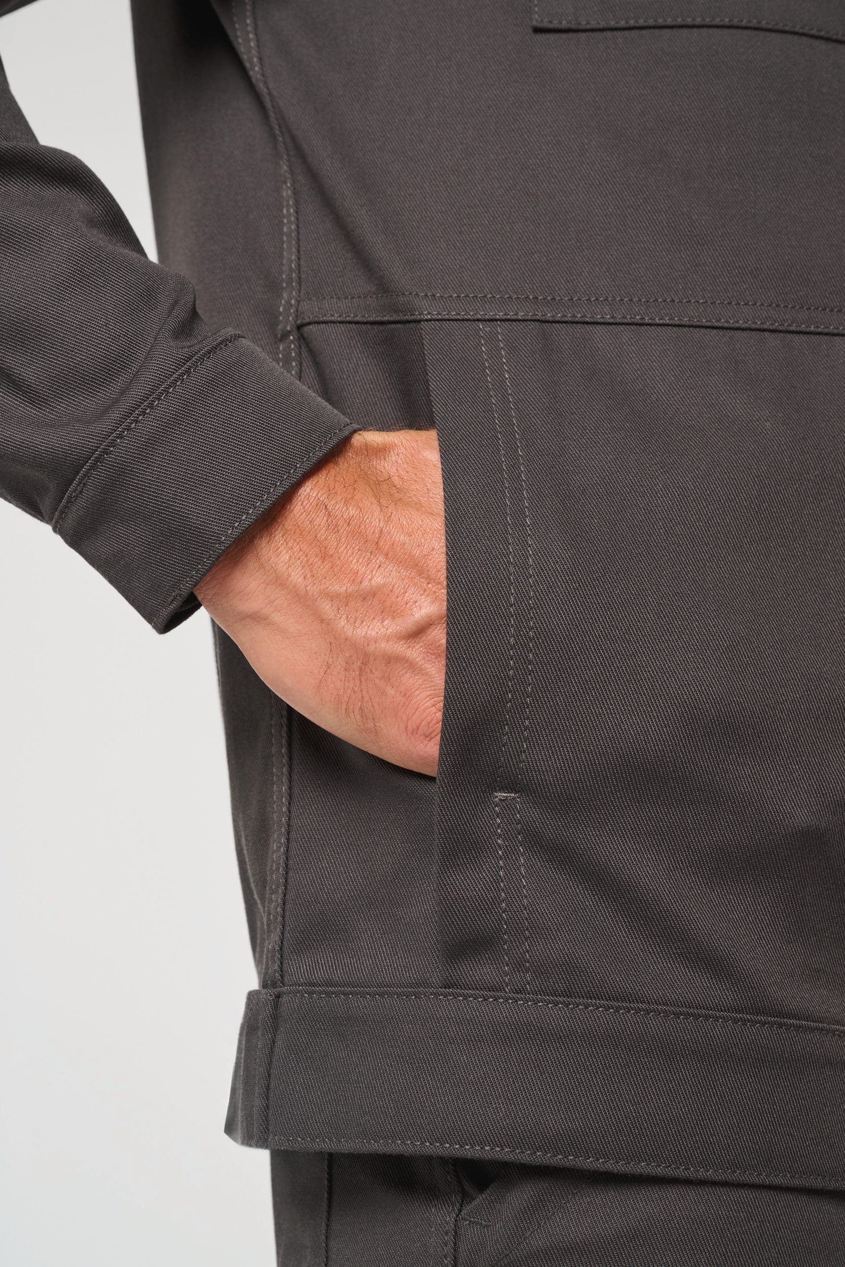 Veste de travail sans métal unisexe en situation