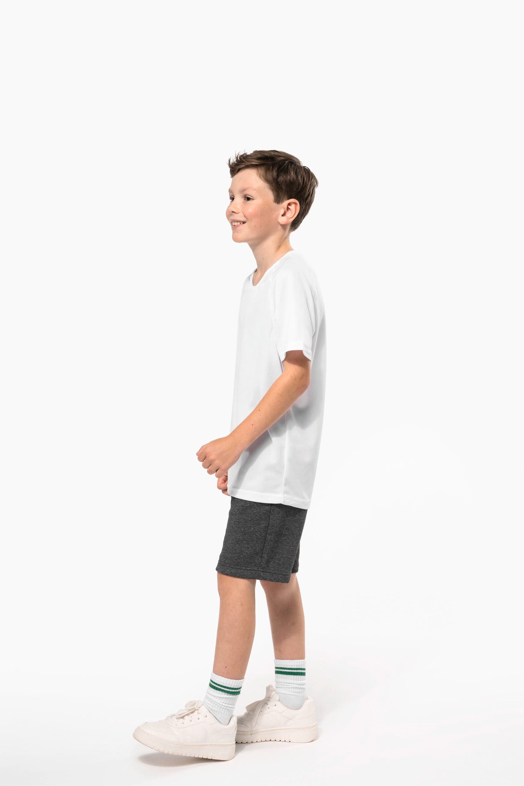 T-shirt sport manches courtes enfant en situation