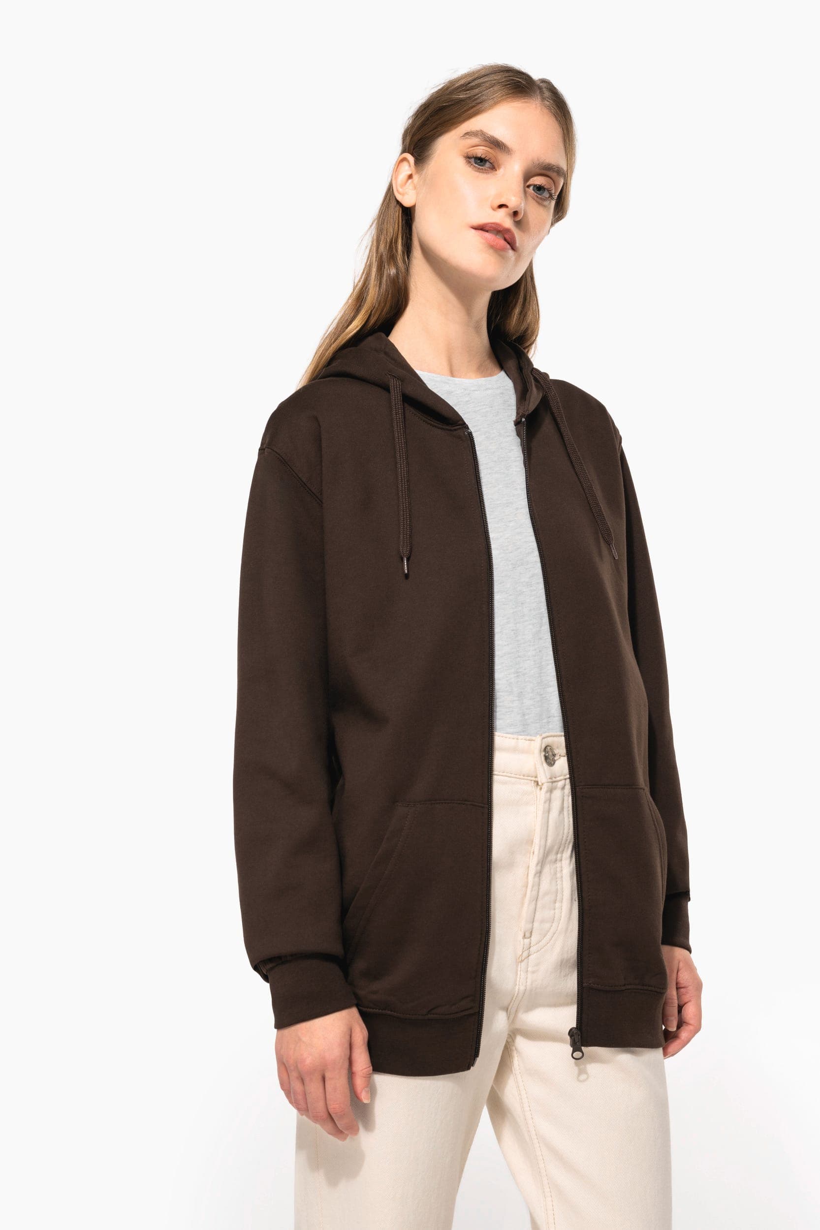 Sweat-shirt zippé capuche unisexe en situation