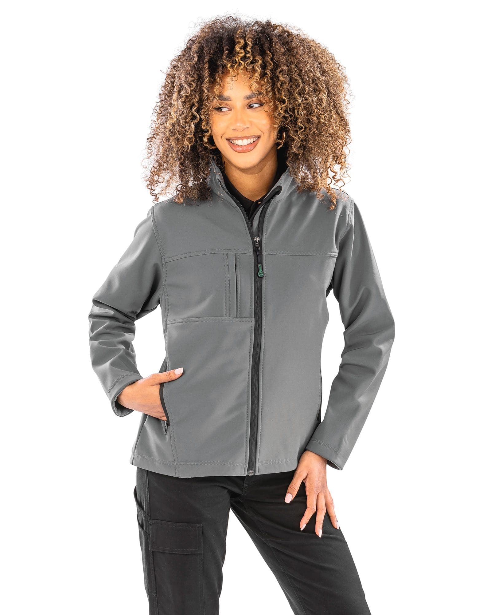 WOMENS CLASSIC SOFTSHELL JACKET en situation