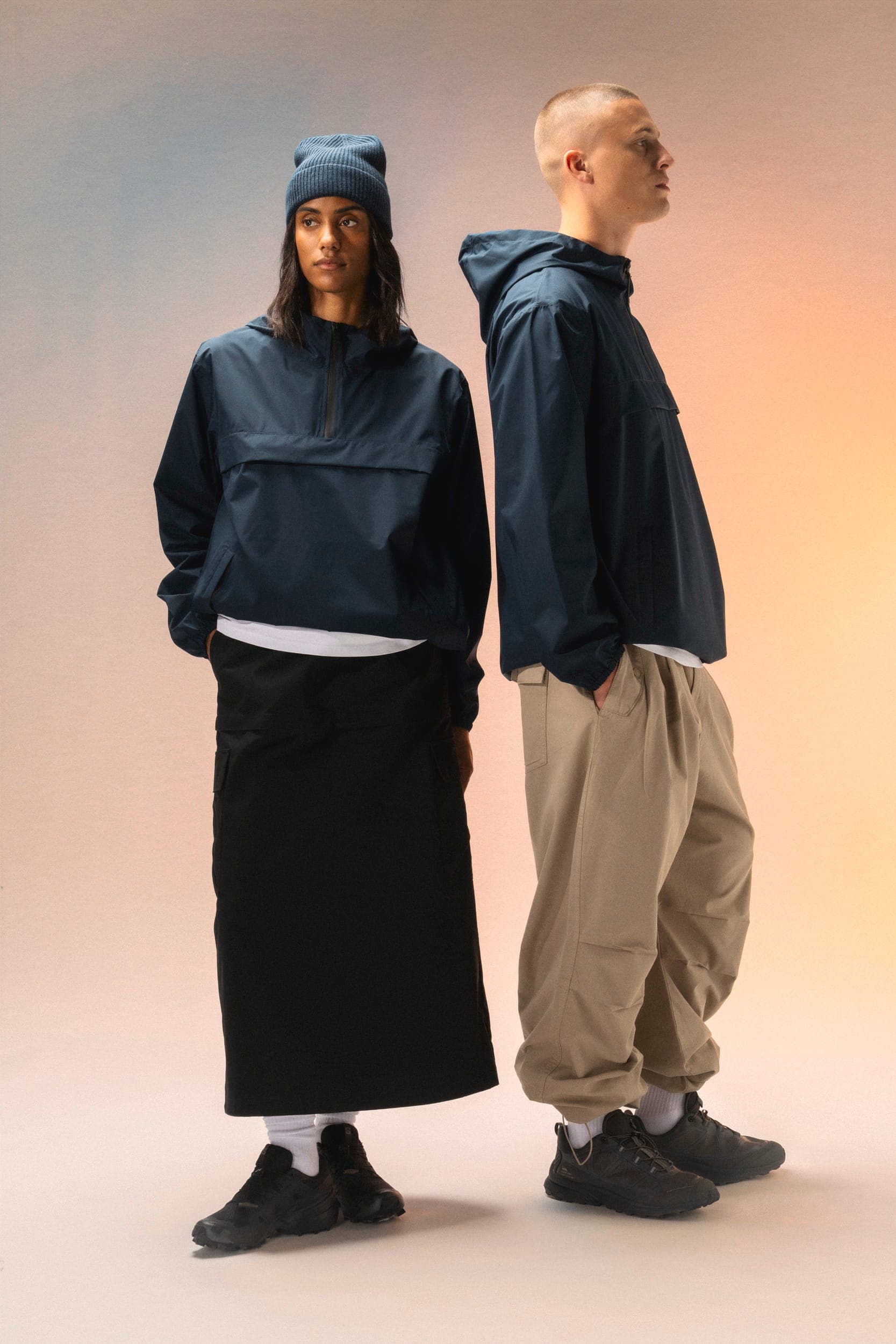 Veste coupe-vent imperméable écoresponsable quart zip unisexe en situation