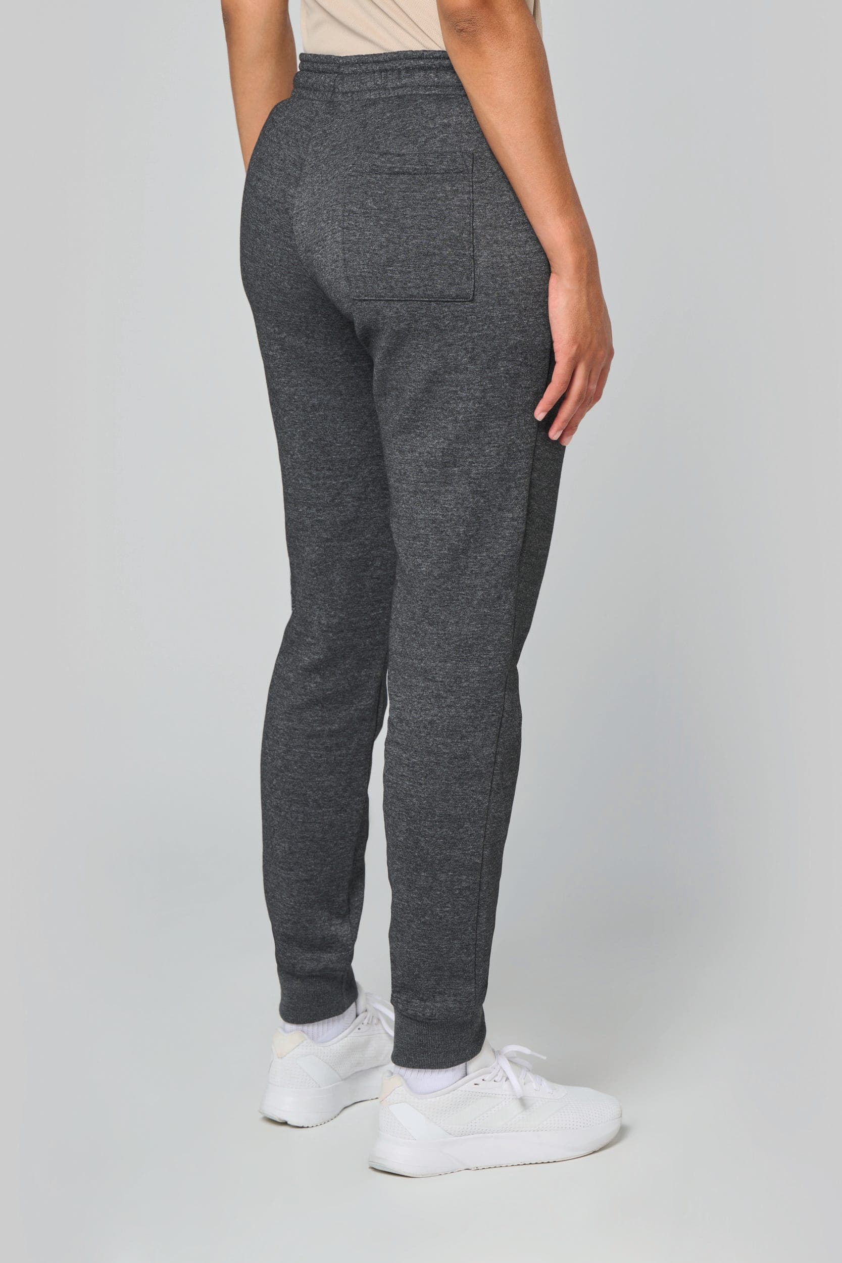 Pantalon de jogging à poches multisports unisexe en situation