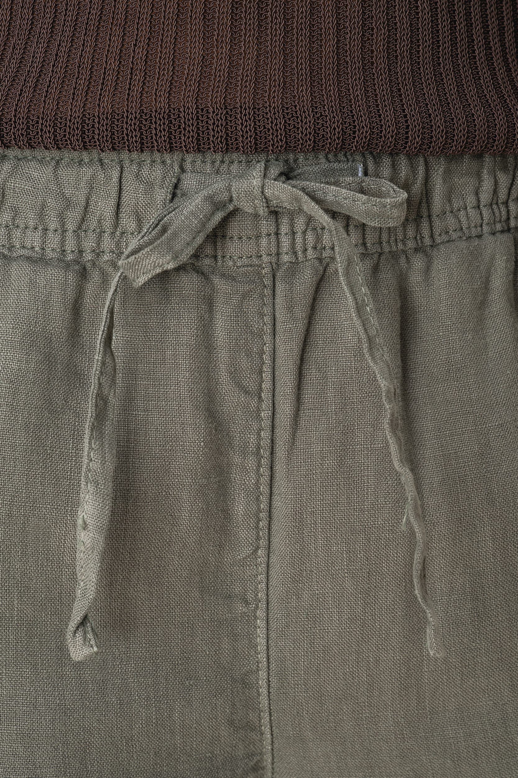 Pantalon délavé en lin femme en situation