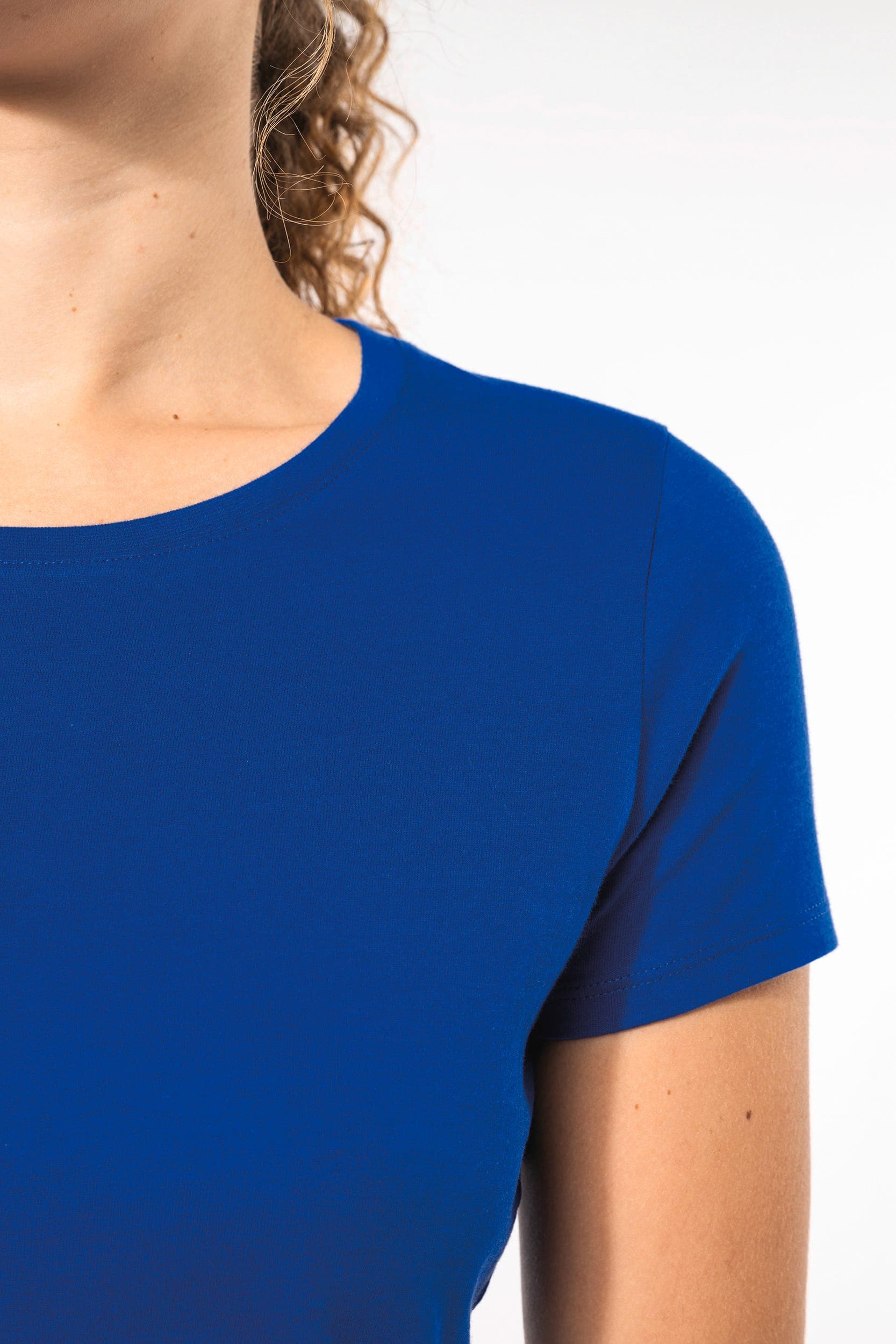 T-shirt Bio150 IC femme en situation