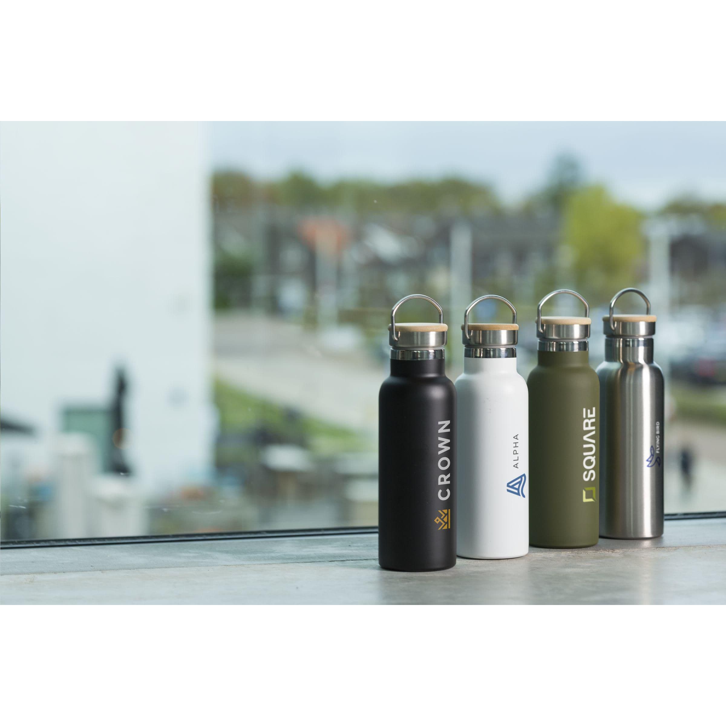Bouteille Nordvik en acier recyclé RCS 500 ml en situation