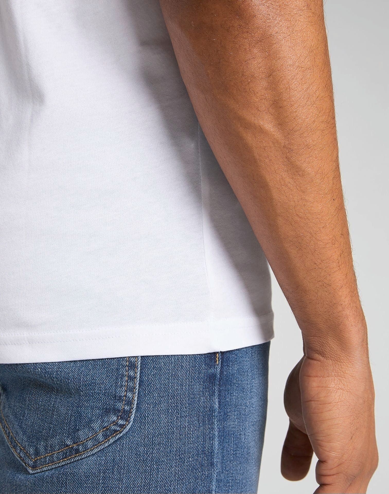 T-shirt Logo Lee en situation