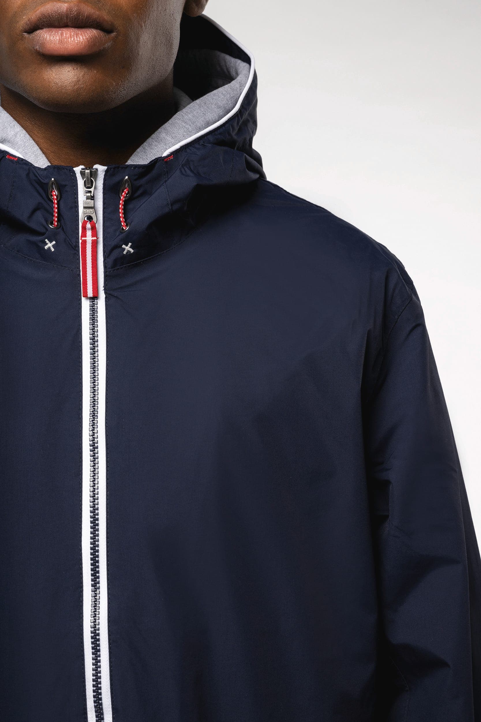 Veste imperméable unisexe en situation