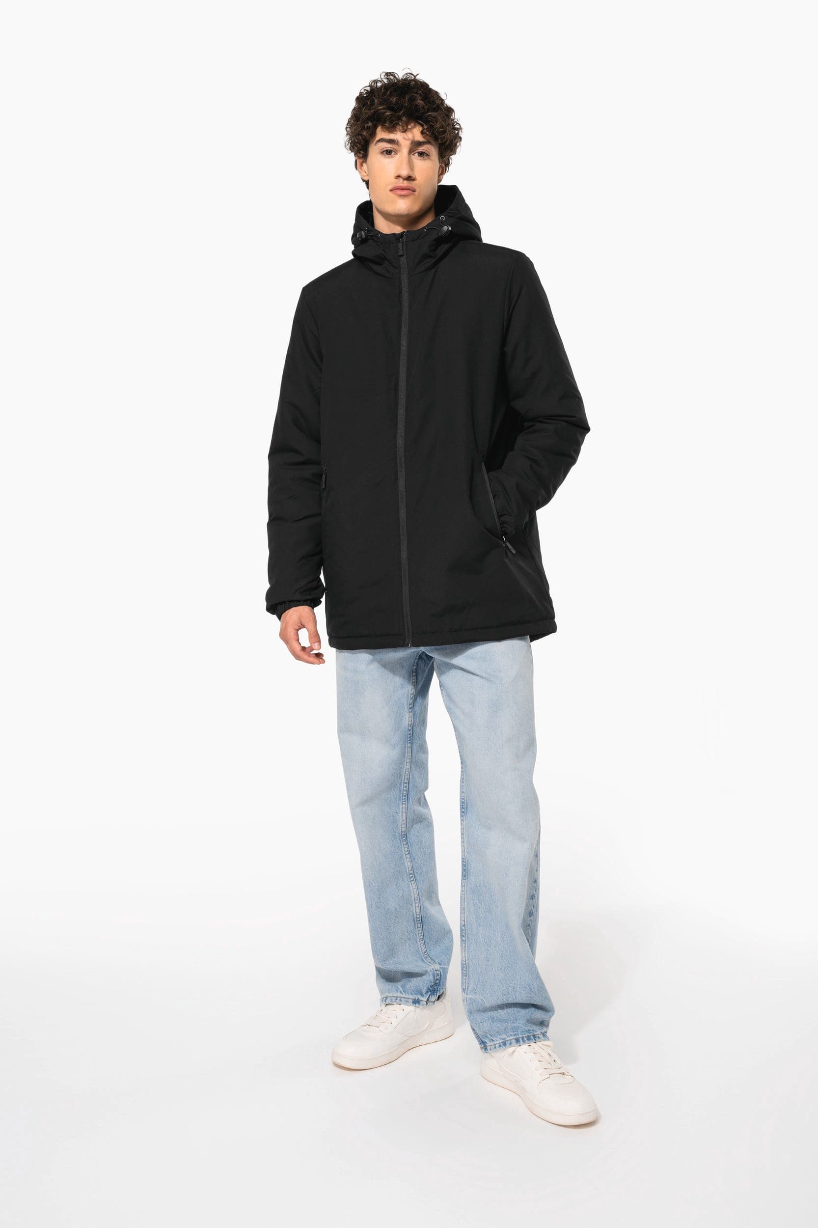 Parka à capuche recyclée unisexe en situation