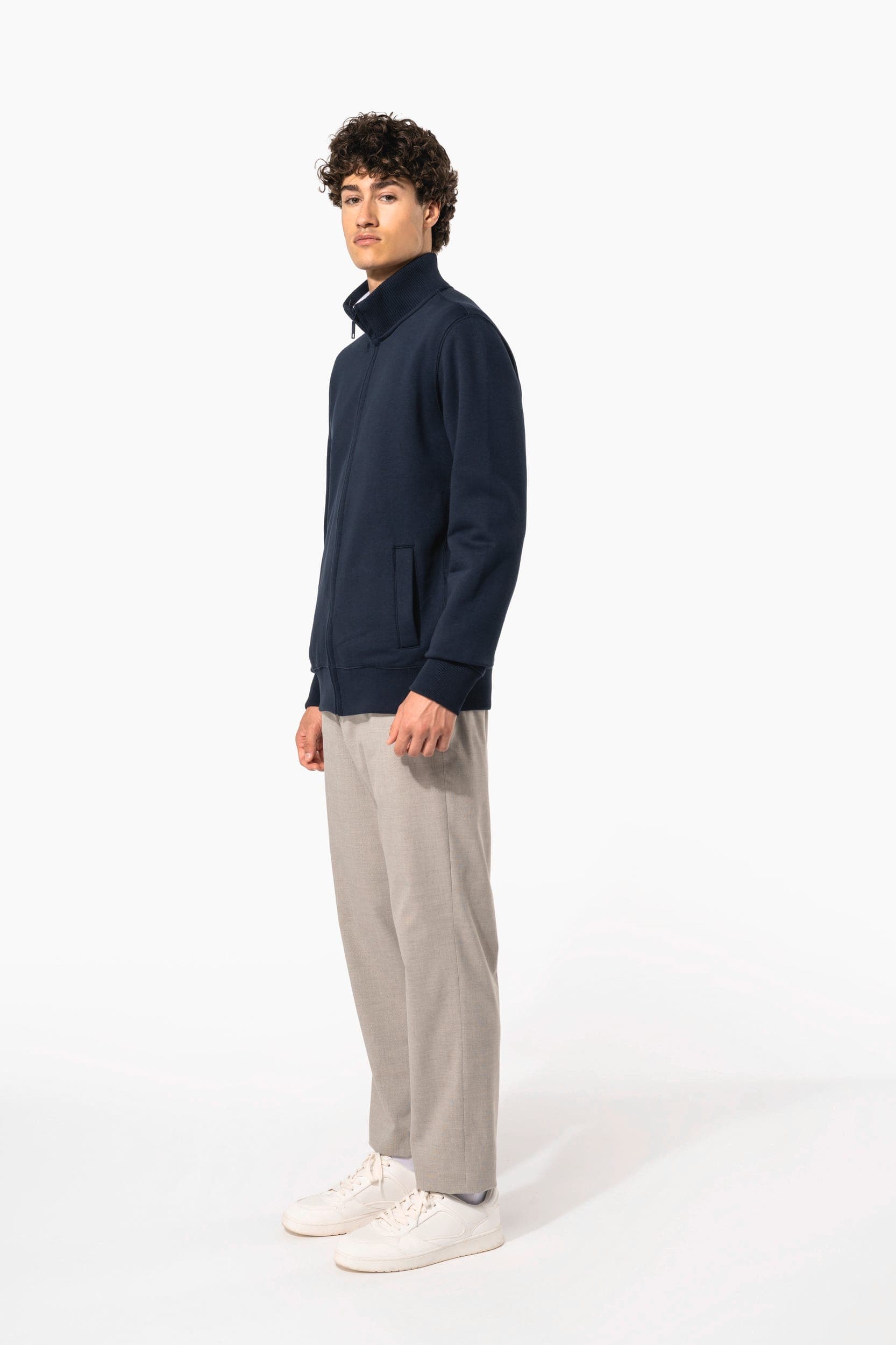 Veste molleton zippée homme en situation
