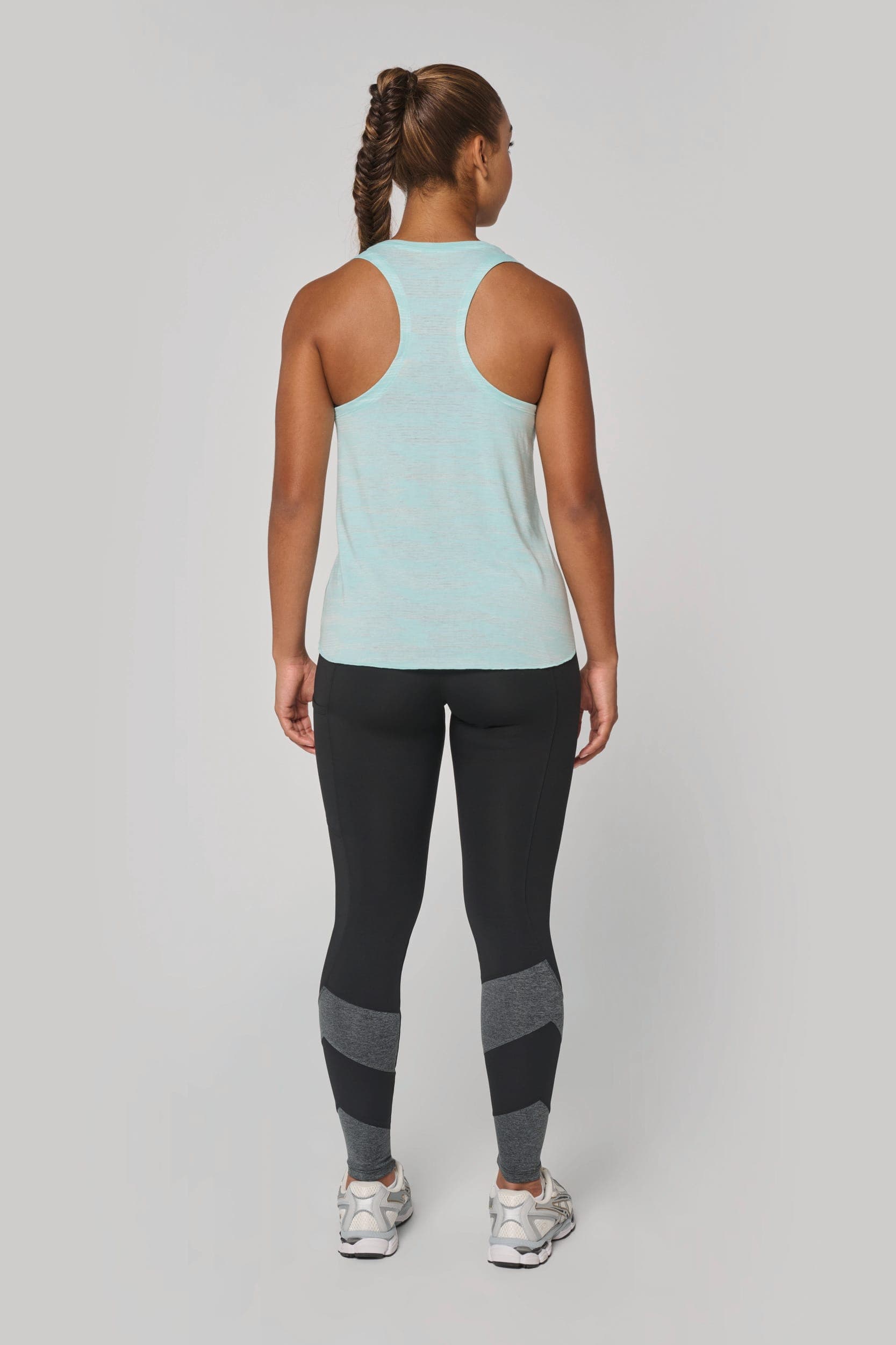 Débardeur sport femme en situation