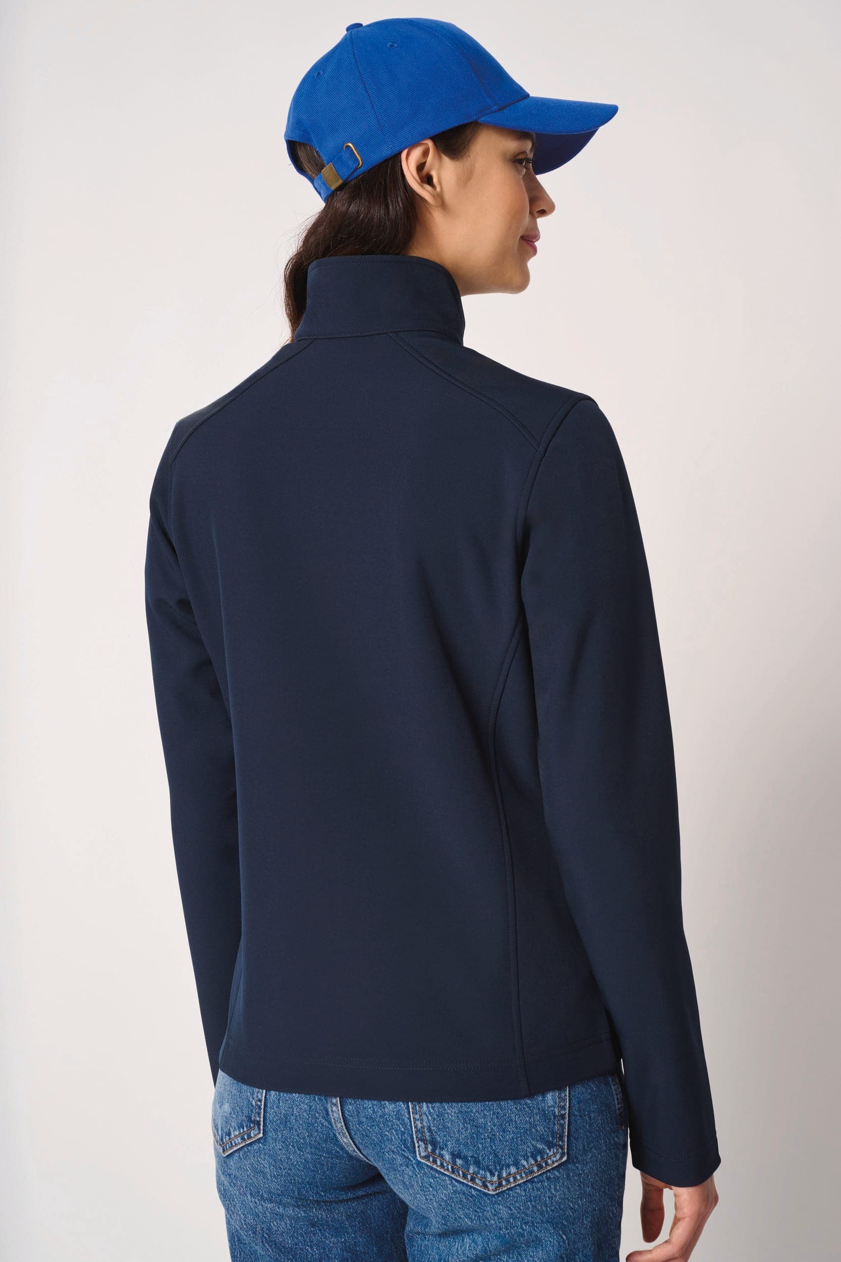 Veste softshell 2 couches femme en situation