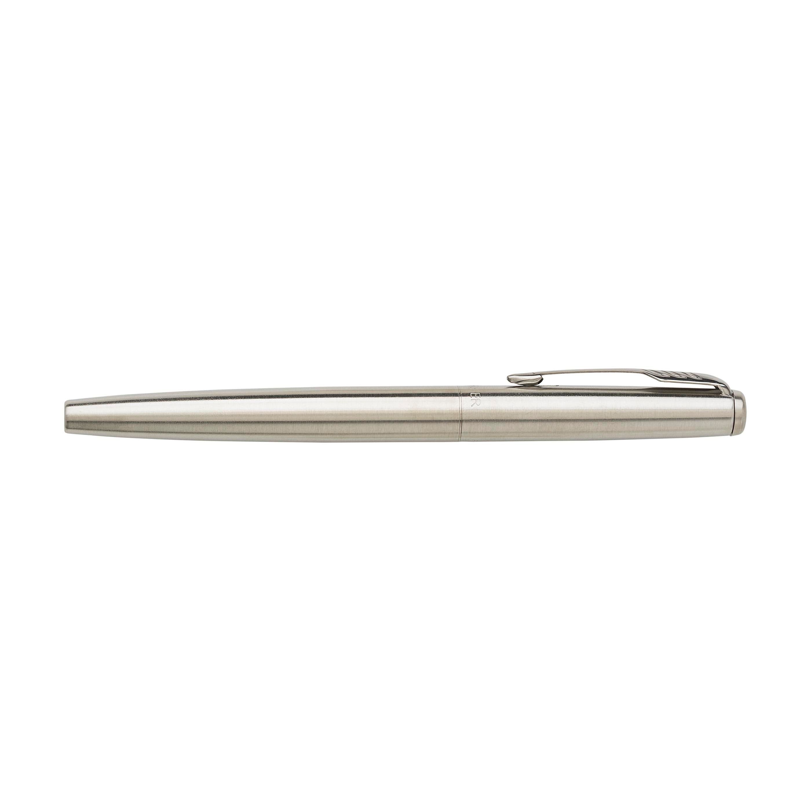 Stylo plume Parker Jotter Core | Acier inoxydable en situation