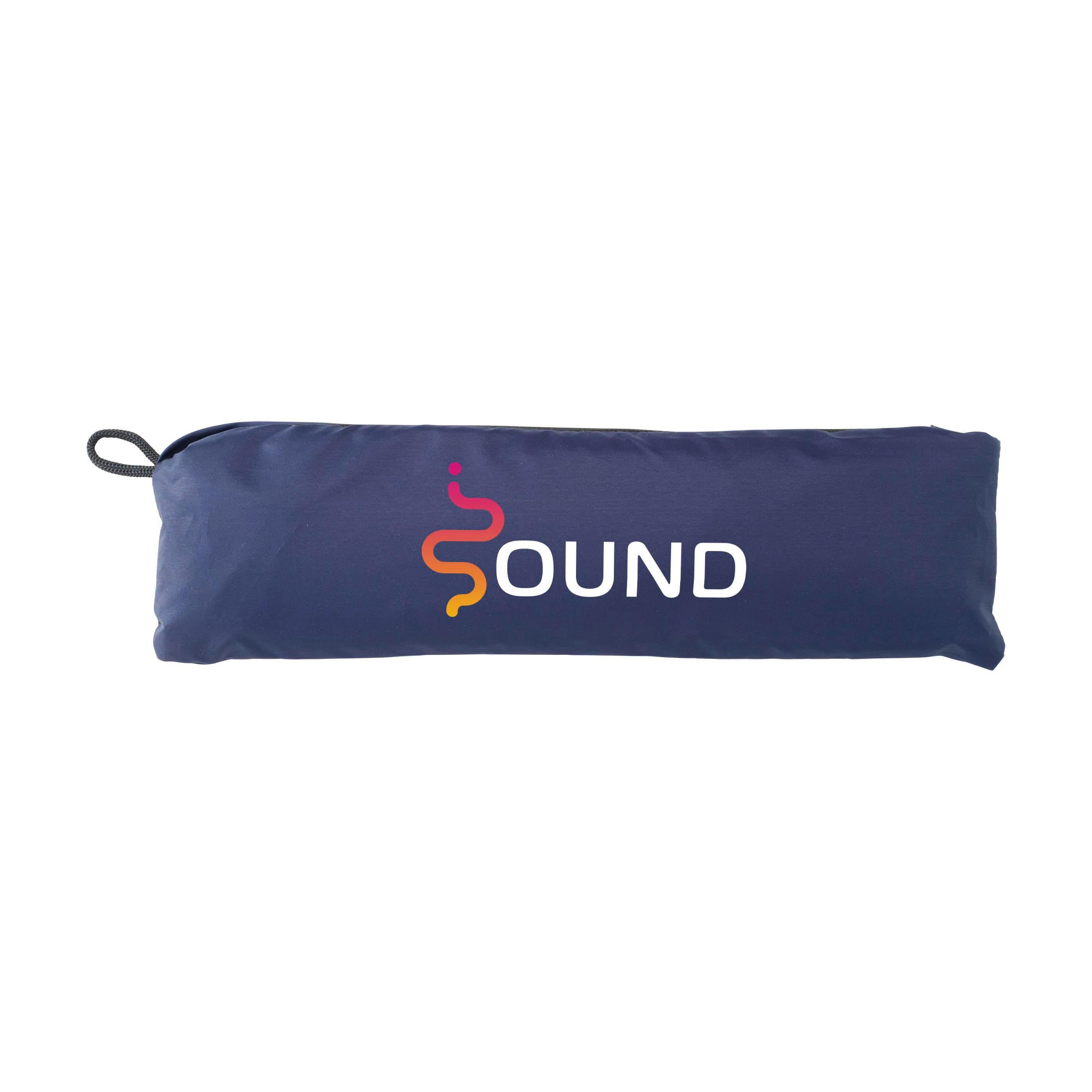 Parapluie pliable Nimbro RCS RPET 21 pouces en situation