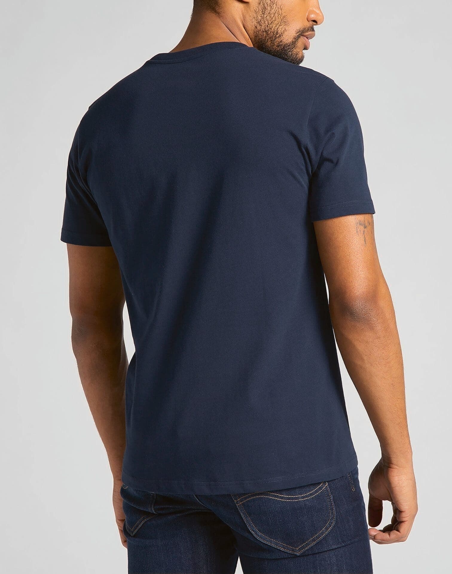 T-shirt Logo Lee en situation