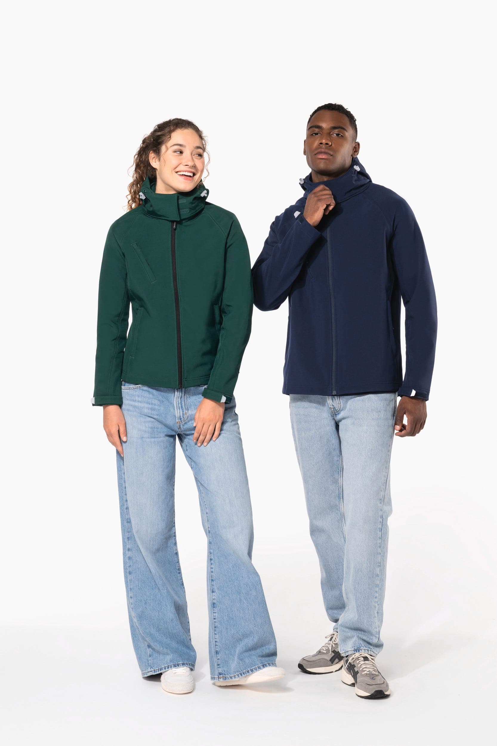 Veste softshell à capuche amovible femme en situation